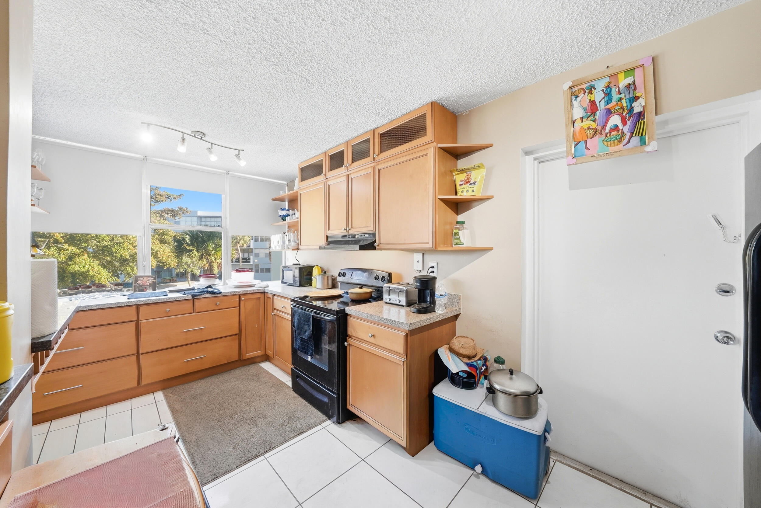 16850 S Glades #2g North Miami Beach, FL 33162