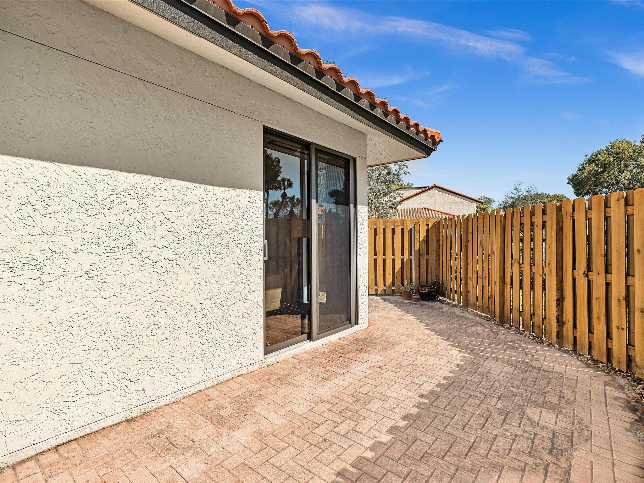 5719 Fox Holw #A Boca Raton, FL 33486