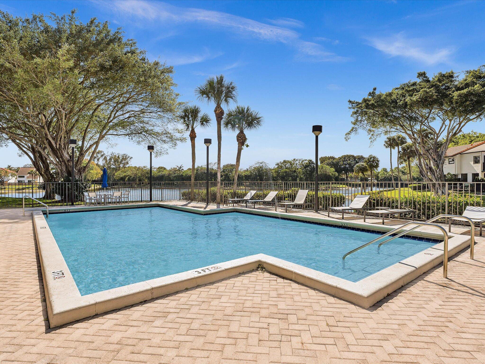 5719 Fox Holw #A Boca Raton, FL 33486