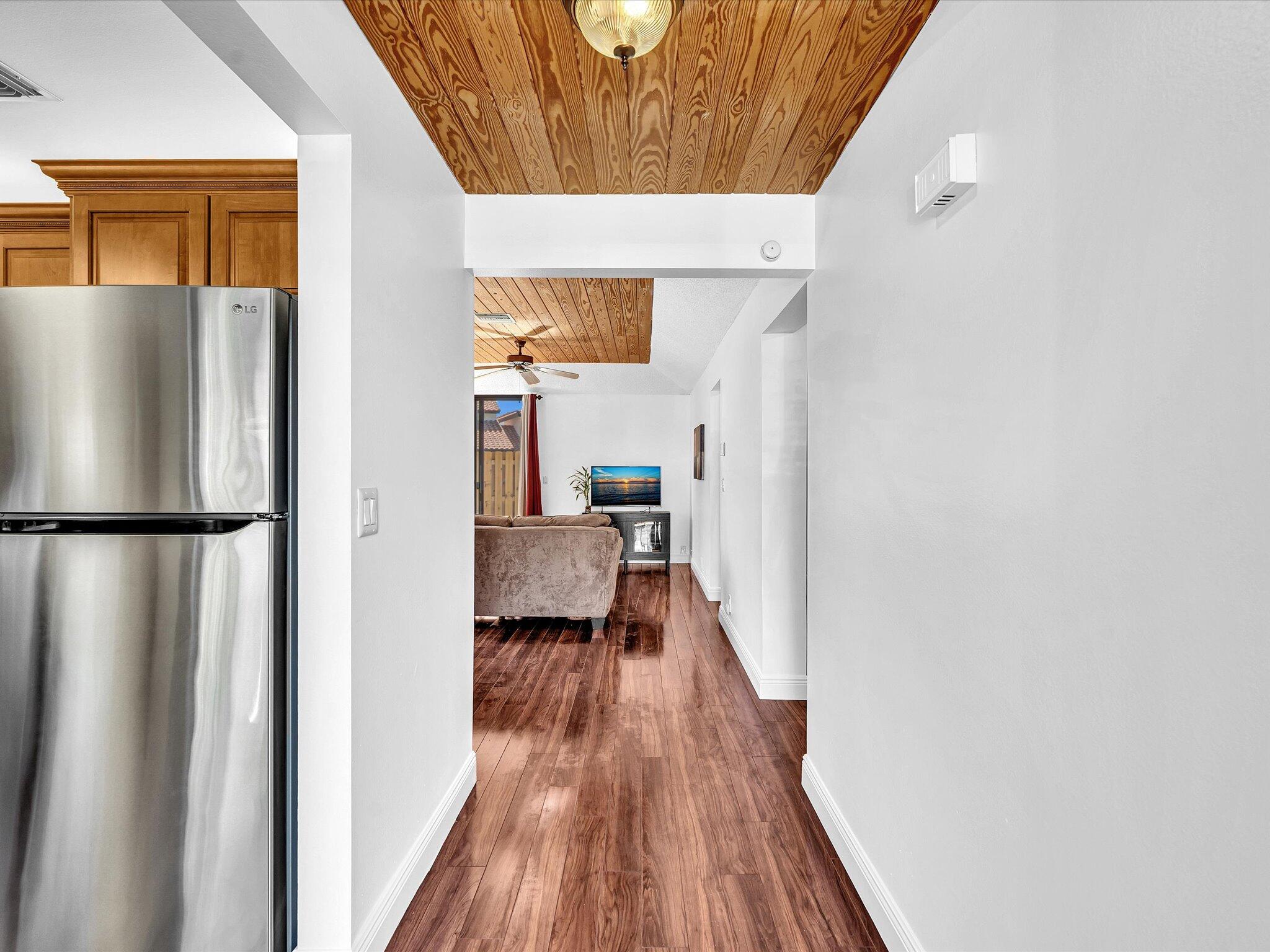 5719 Fox Holw #A Boca Raton, FL 33486