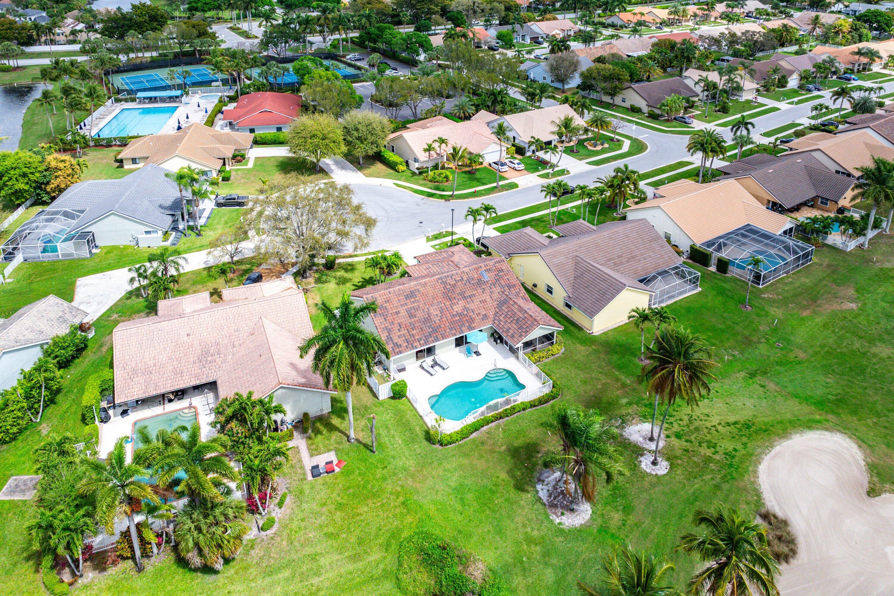 6019 Wedgewood Vlg Lake Worth, FL 33463