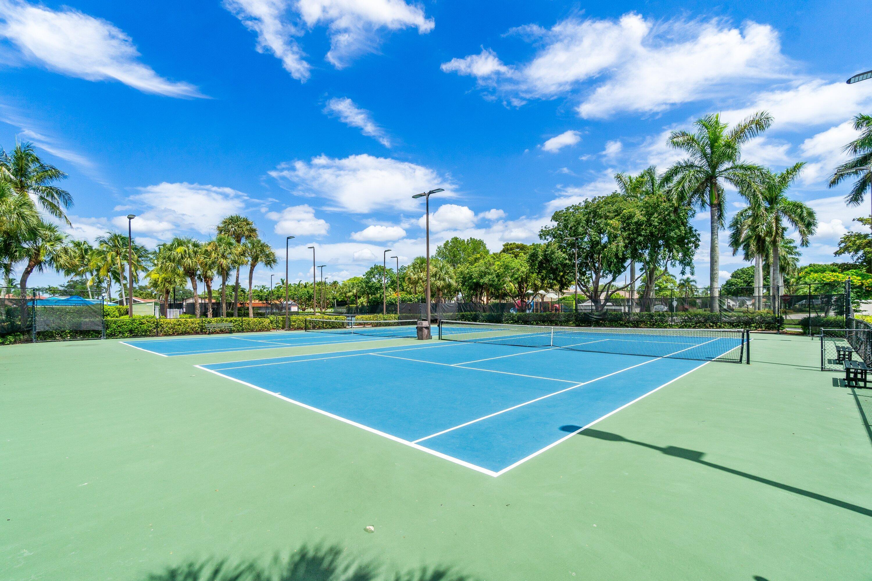 6019 Wedgewood Vlg Lake Worth, FL 33463