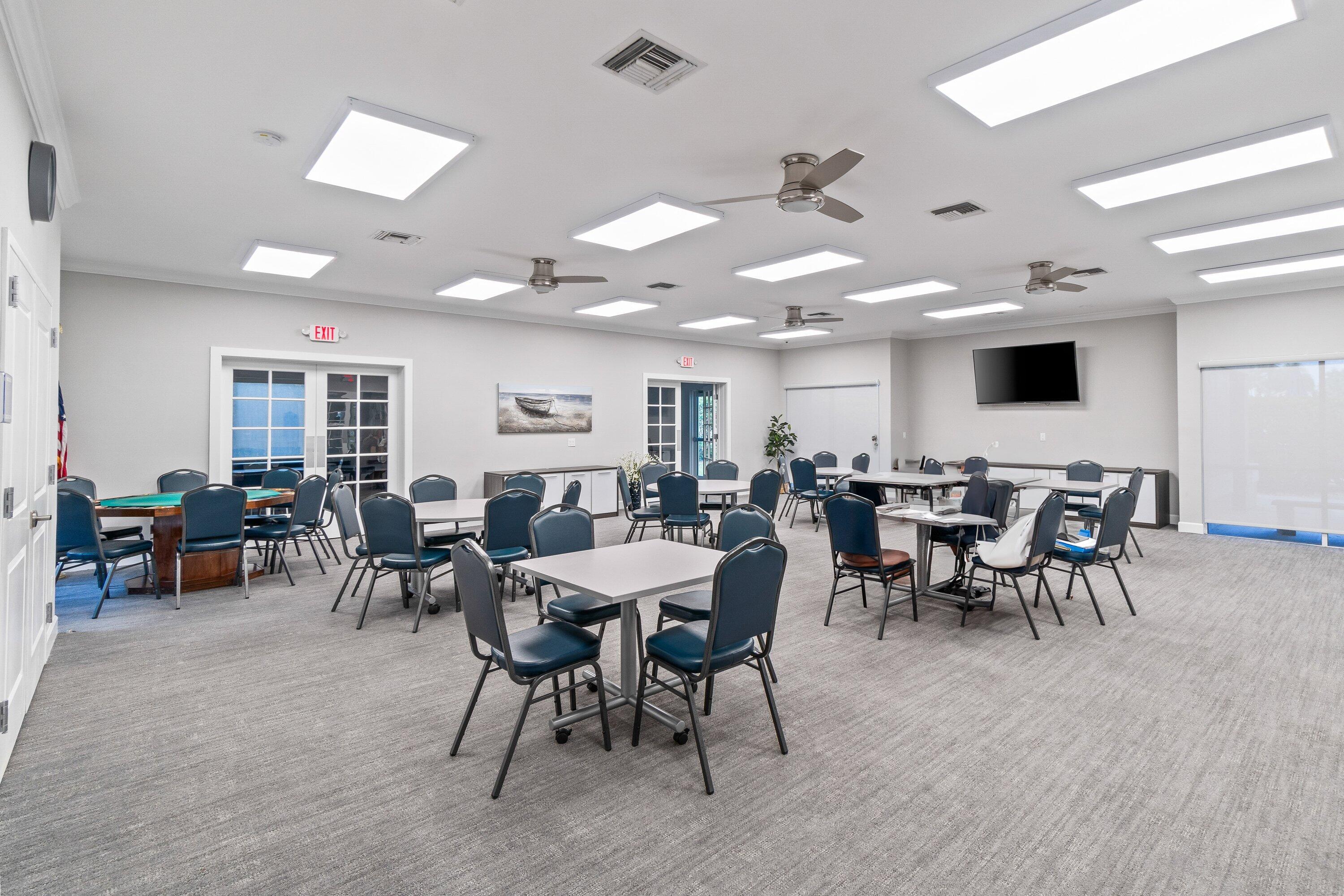 6019 Wedgewood Vlg Lake Worth, FL 33463