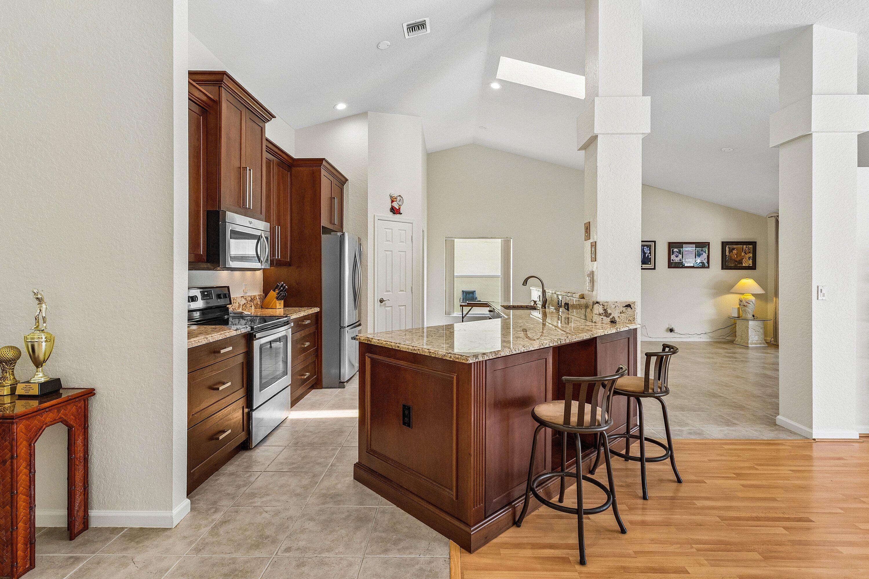 6019 Wedgewood Vlg Lake Worth, FL 33463