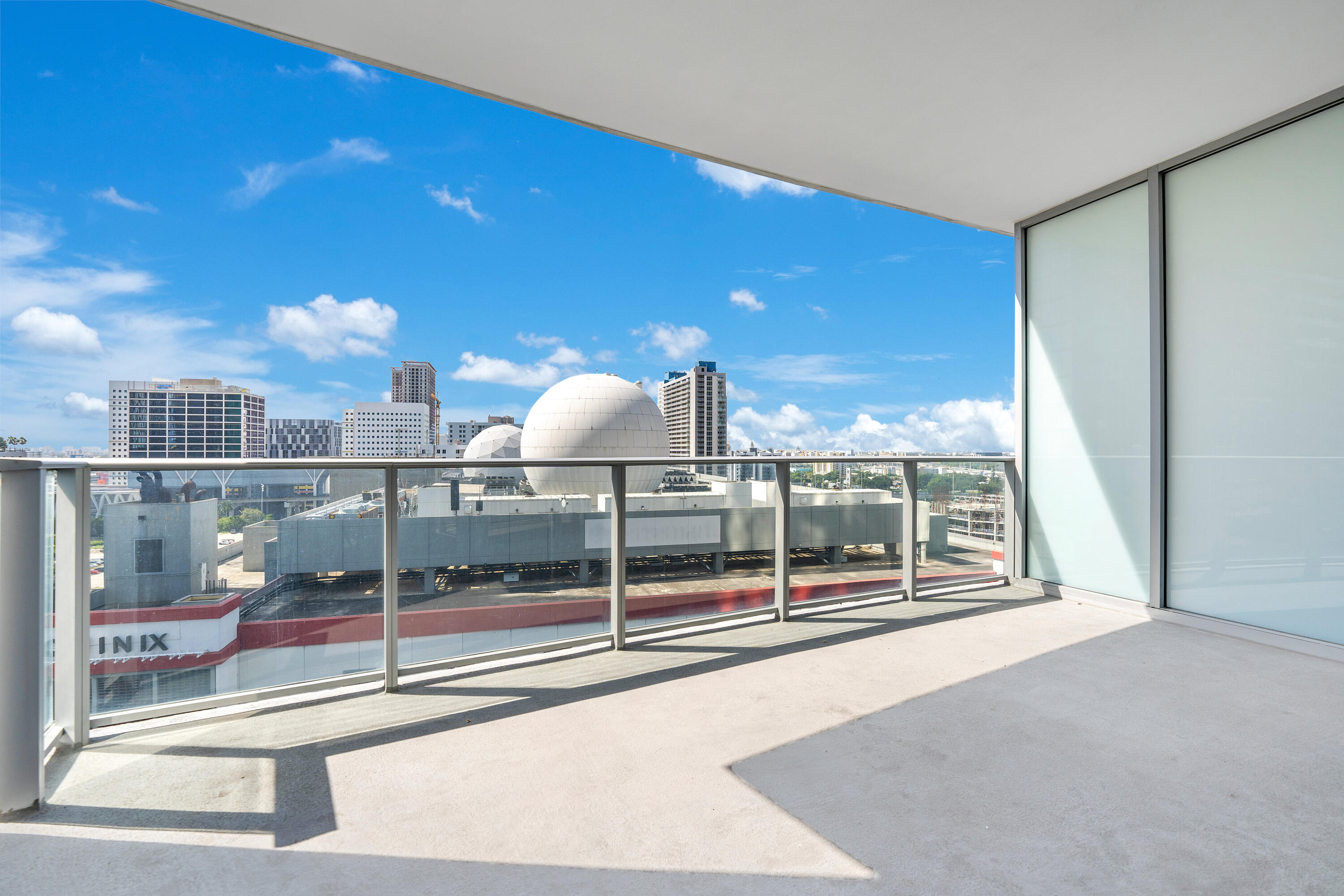 image Paramount Miami Worldcenter25