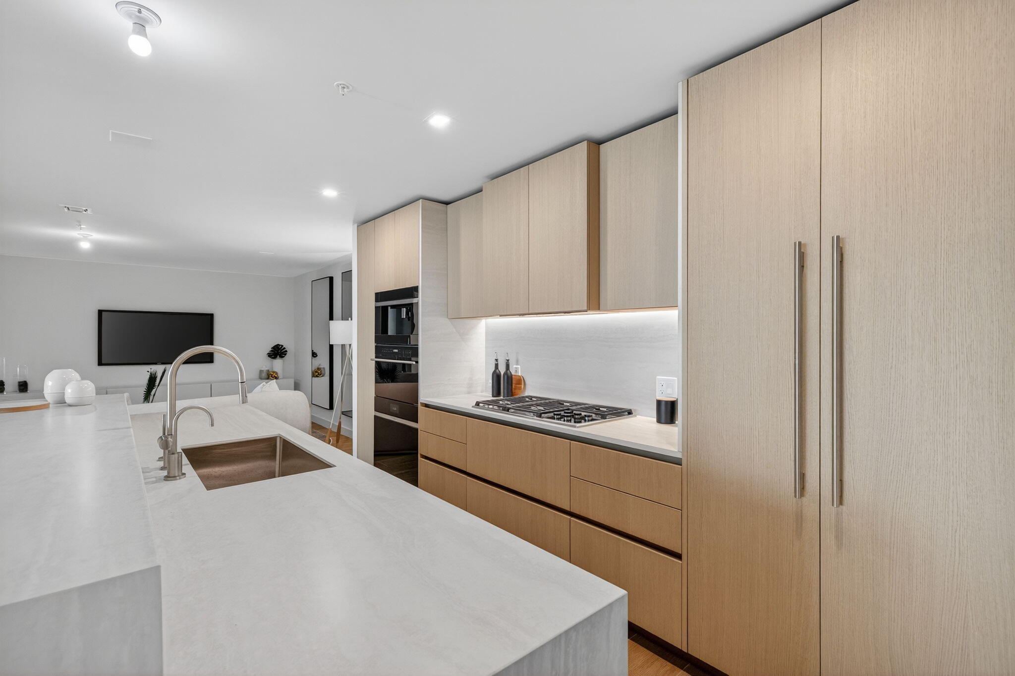 900 N Ocean #1702 Pompano Beach, FL 33062