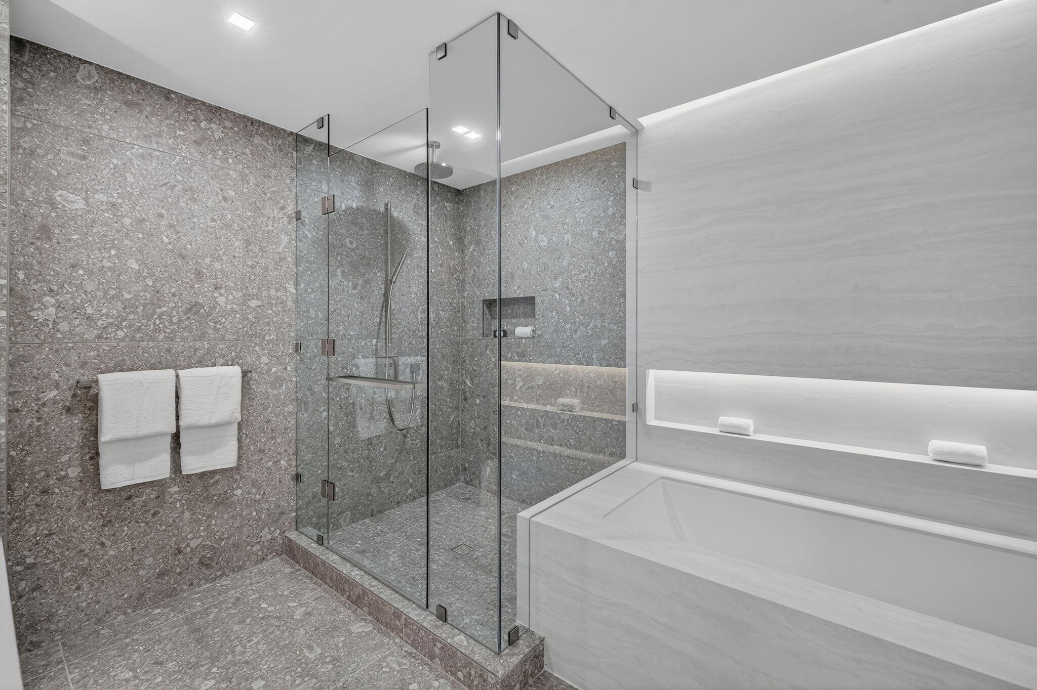 900 N Ocean #1702 Pompano Beach, FL 33062