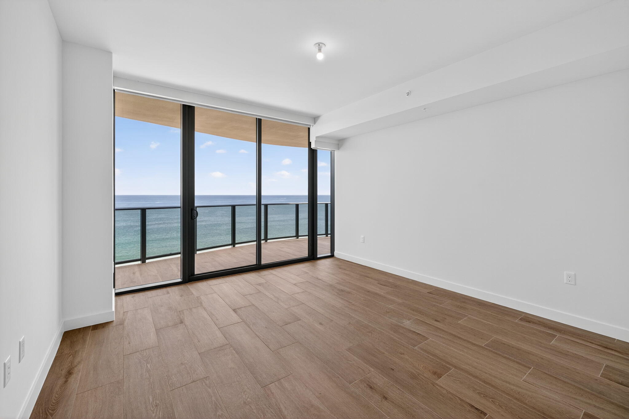 900 N Ocean #1702 Pompano Beach, FL 33062