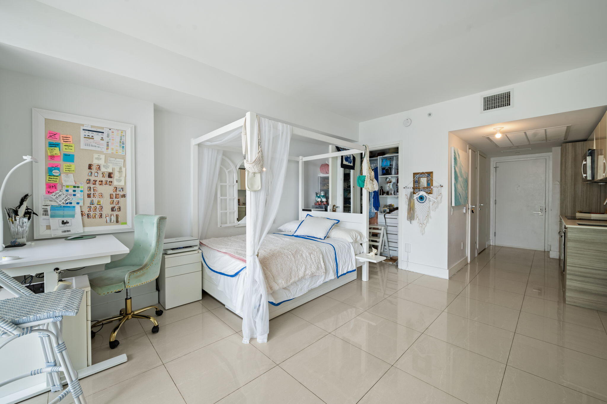 image Brickell House4