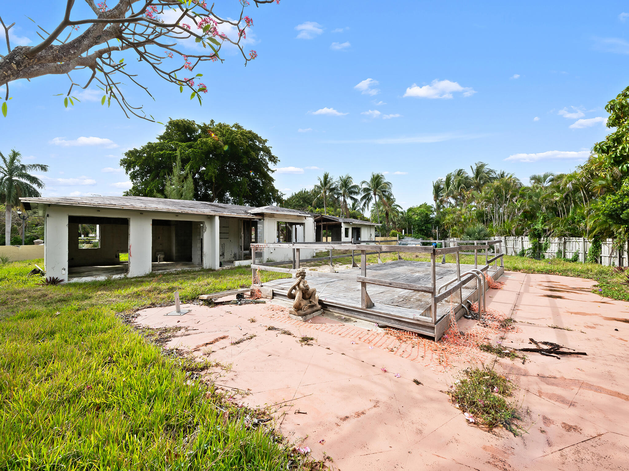 2681 Harbor Bch Fort Lauderdale, FL 33316