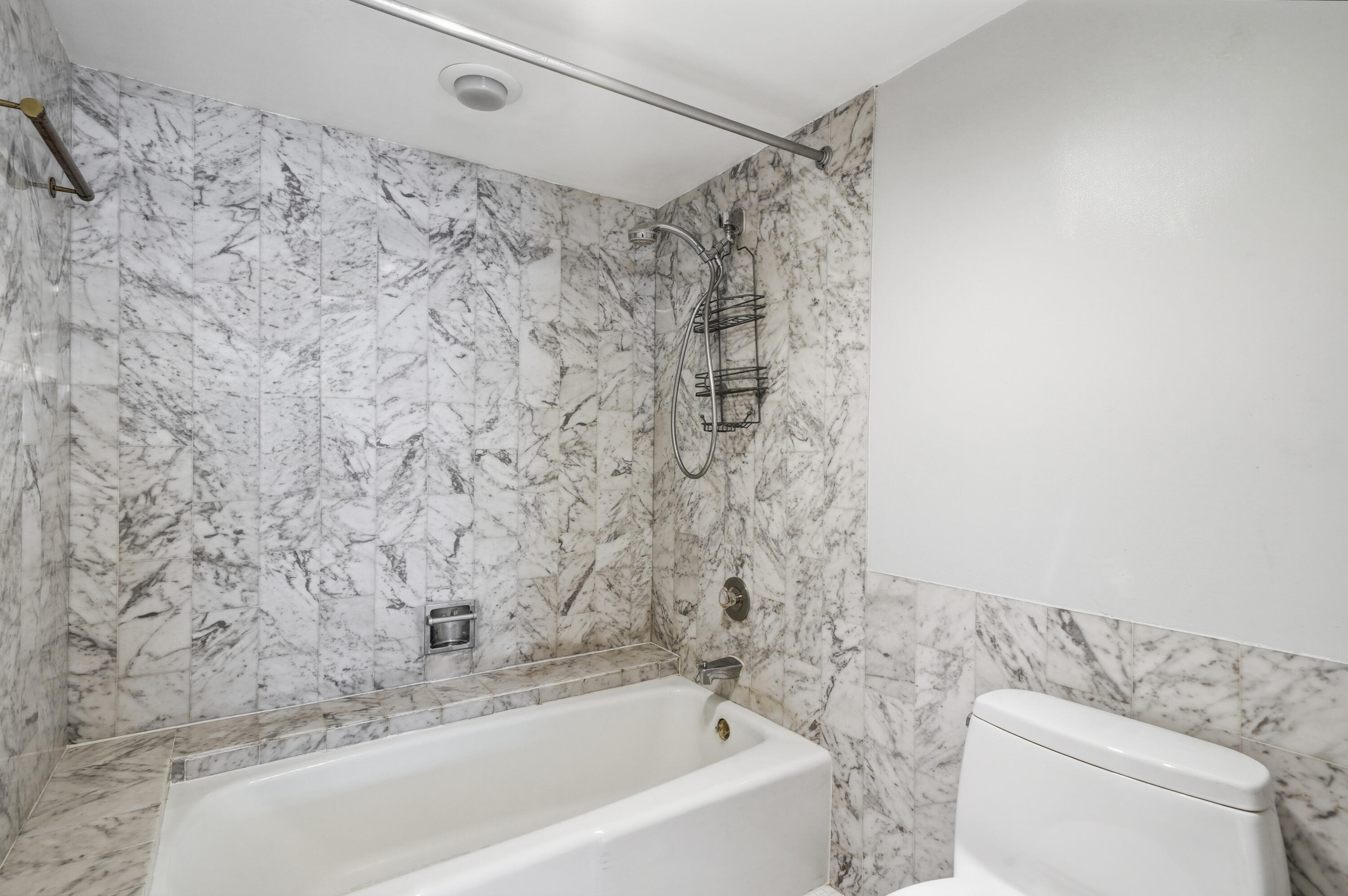 3900 Galt Ocean #1116 Fort Lauderdale, FL 33308