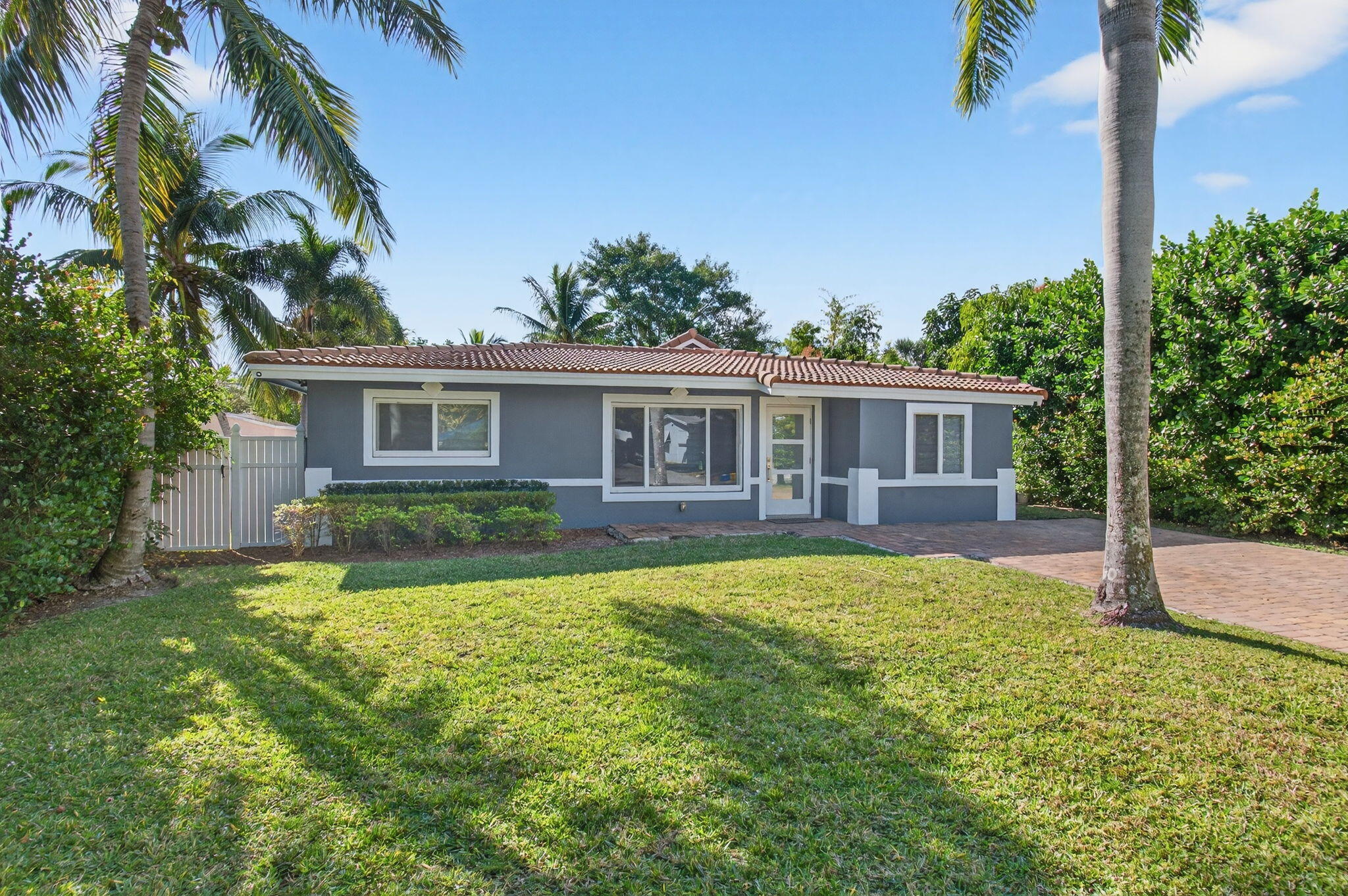 360 SW 2nd
