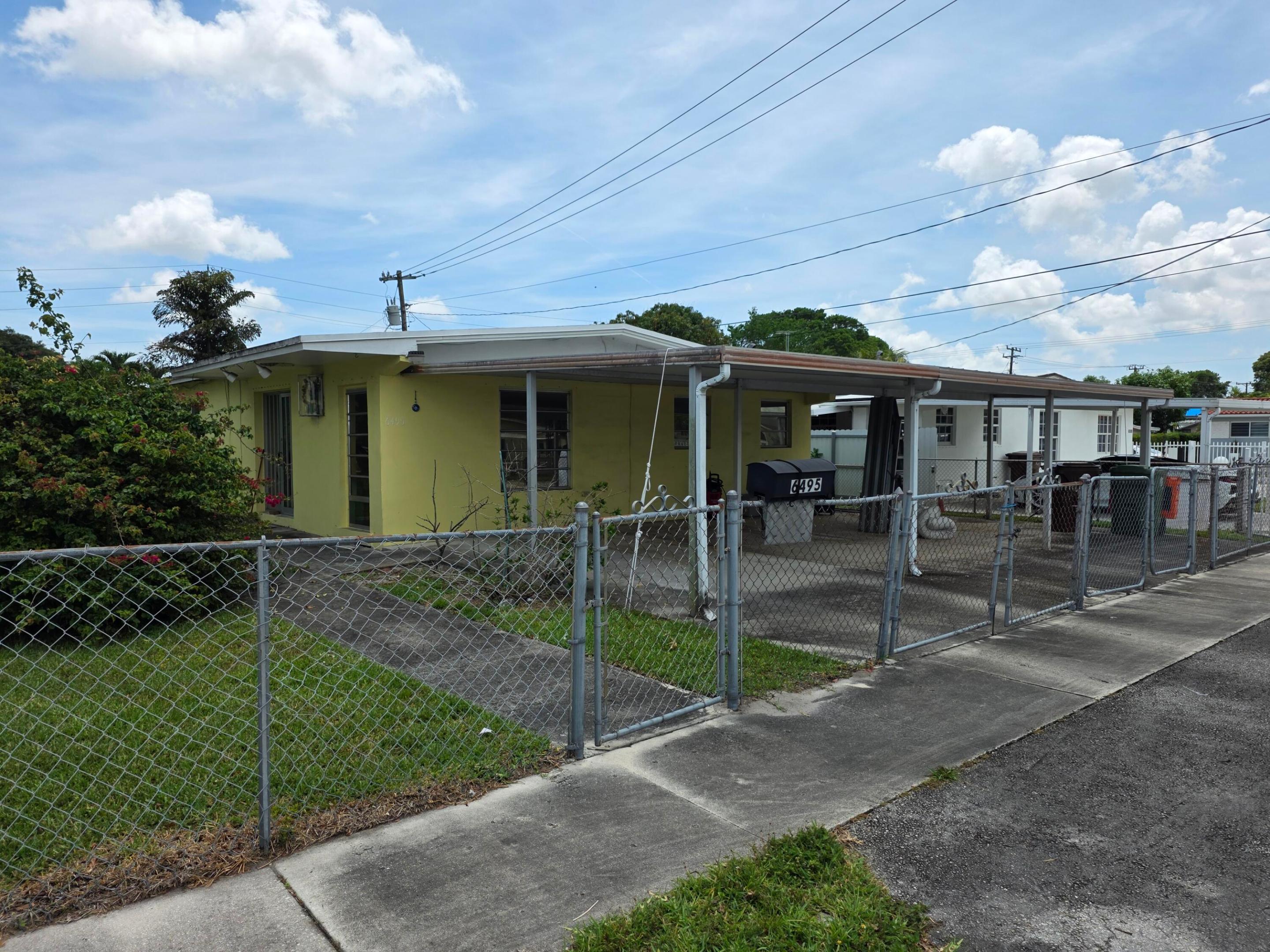6495 W 2nd Hialeah, FL 33012