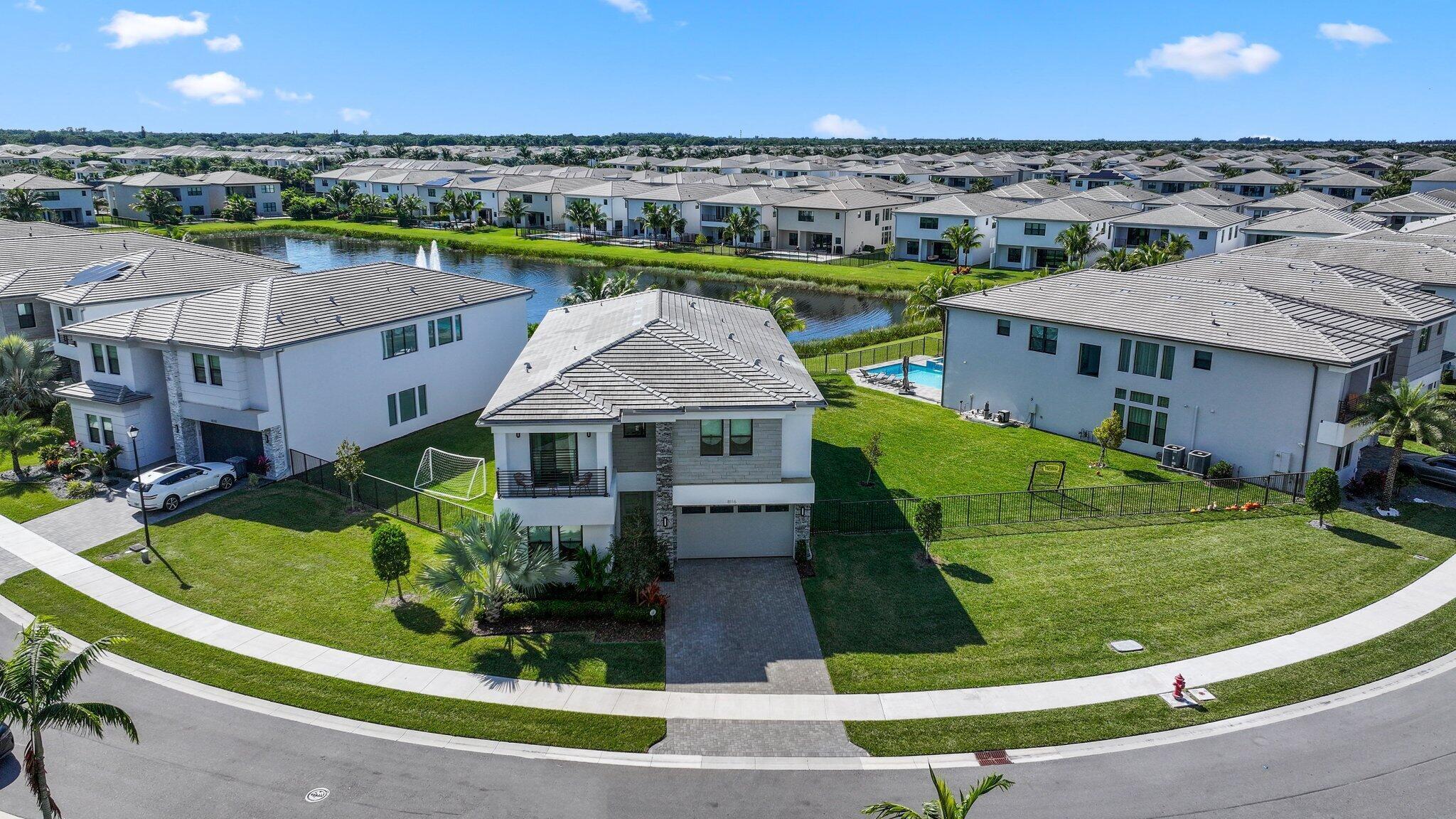 8116 Laurel Falls Boca Raton, FL 33496
