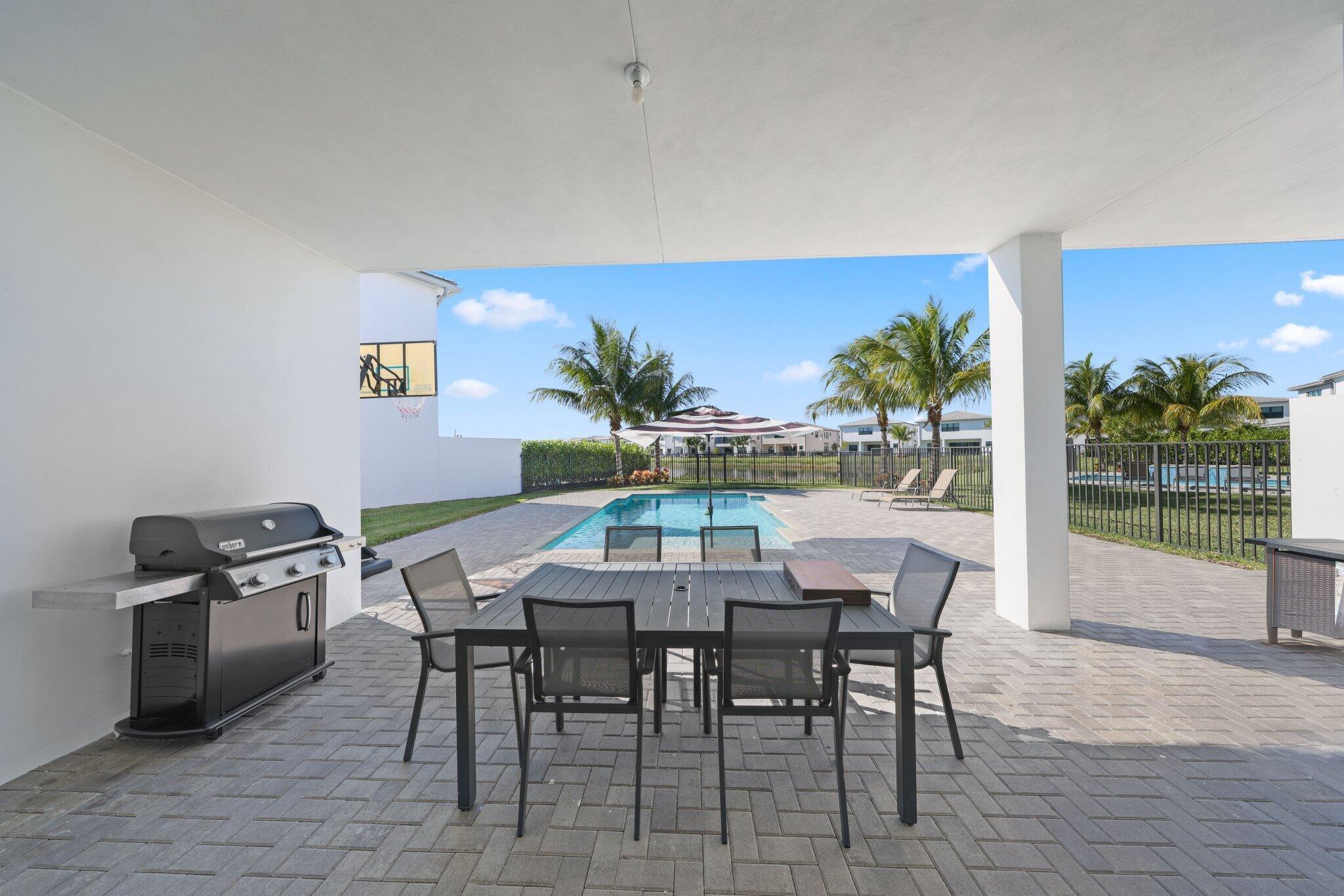 8116 Laurel Falls Boca Raton, FL 33496