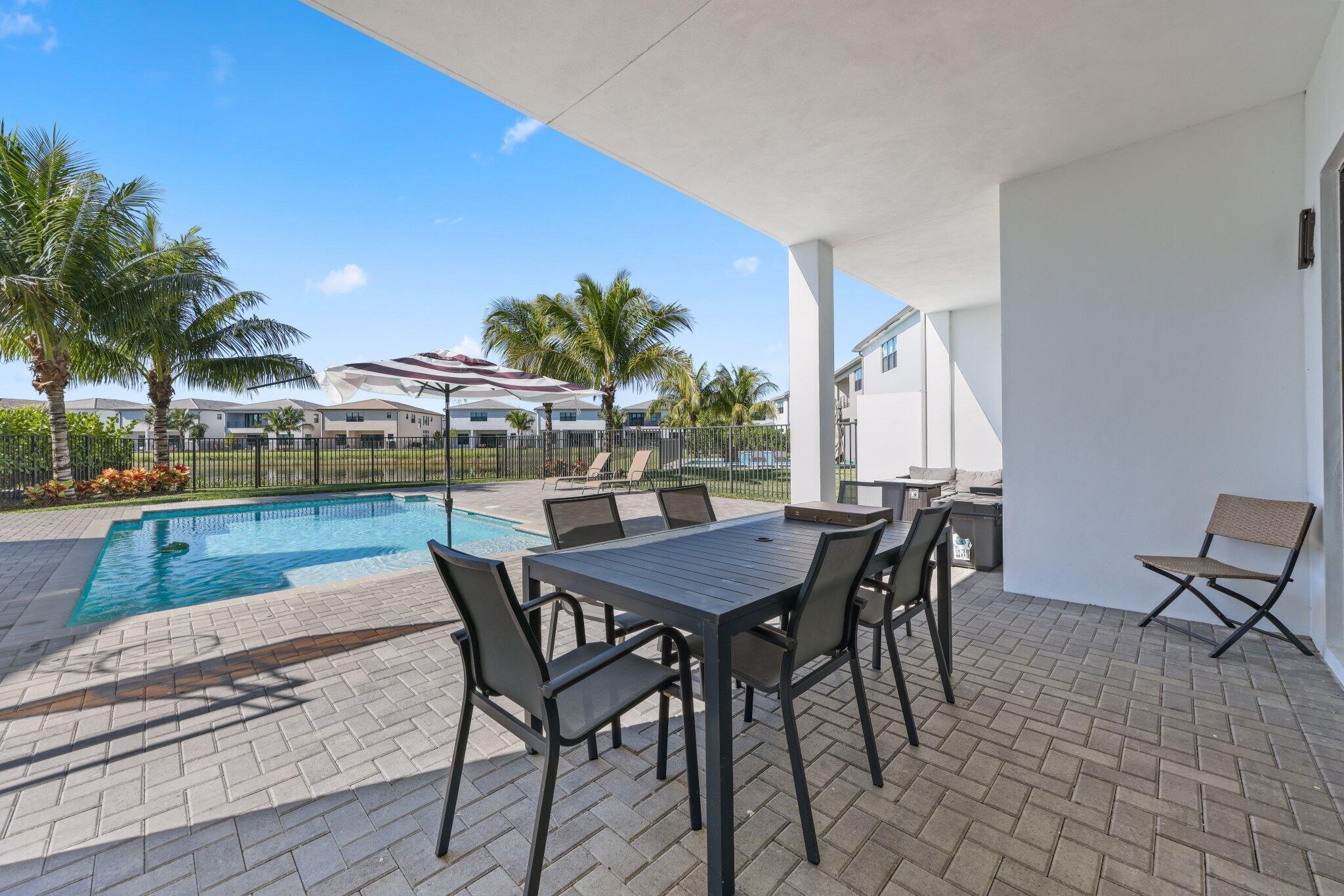 8116 Laurel Falls Boca Raton, FL 33496