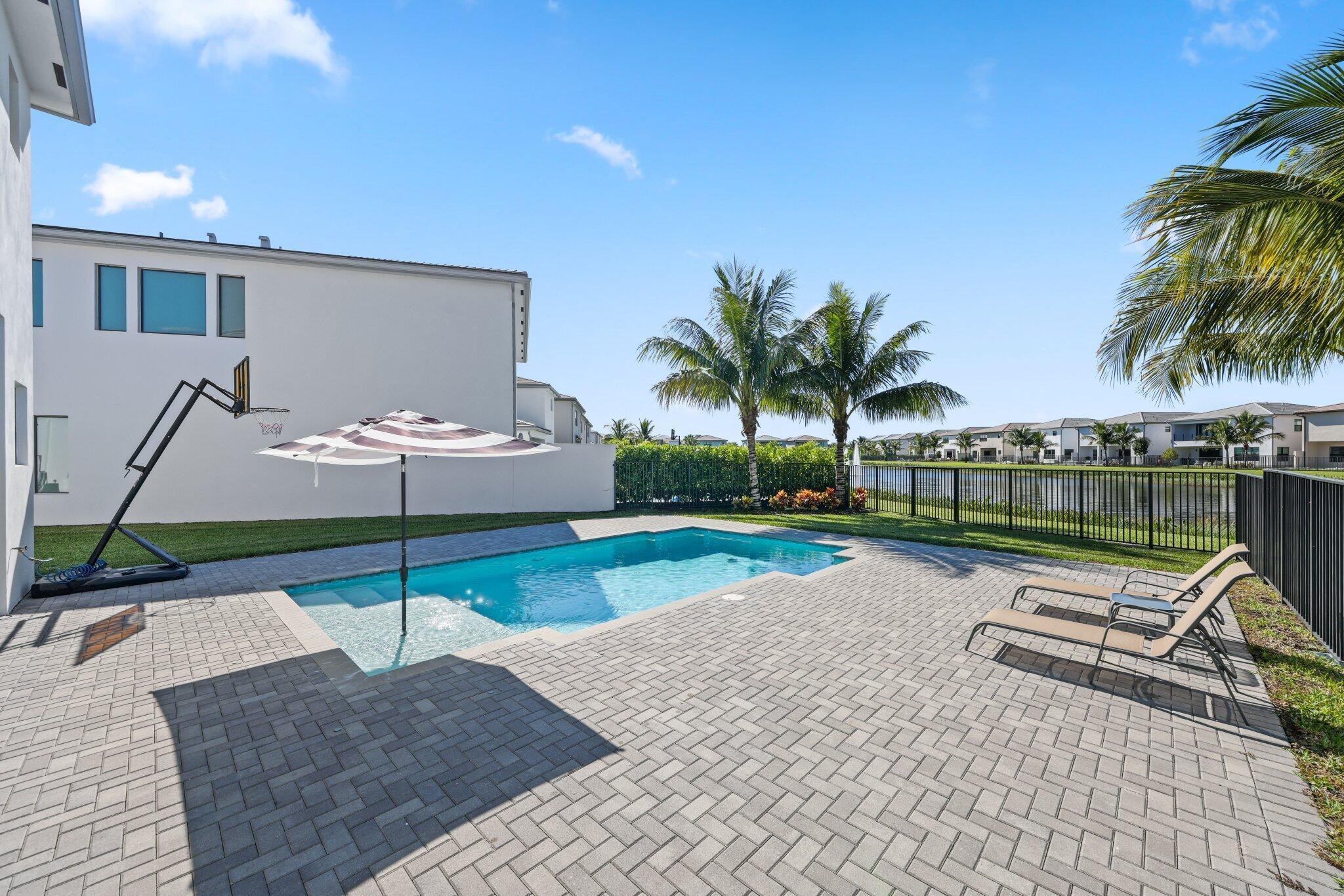 8116 Laurel Falls Boca Raton, FL 33496