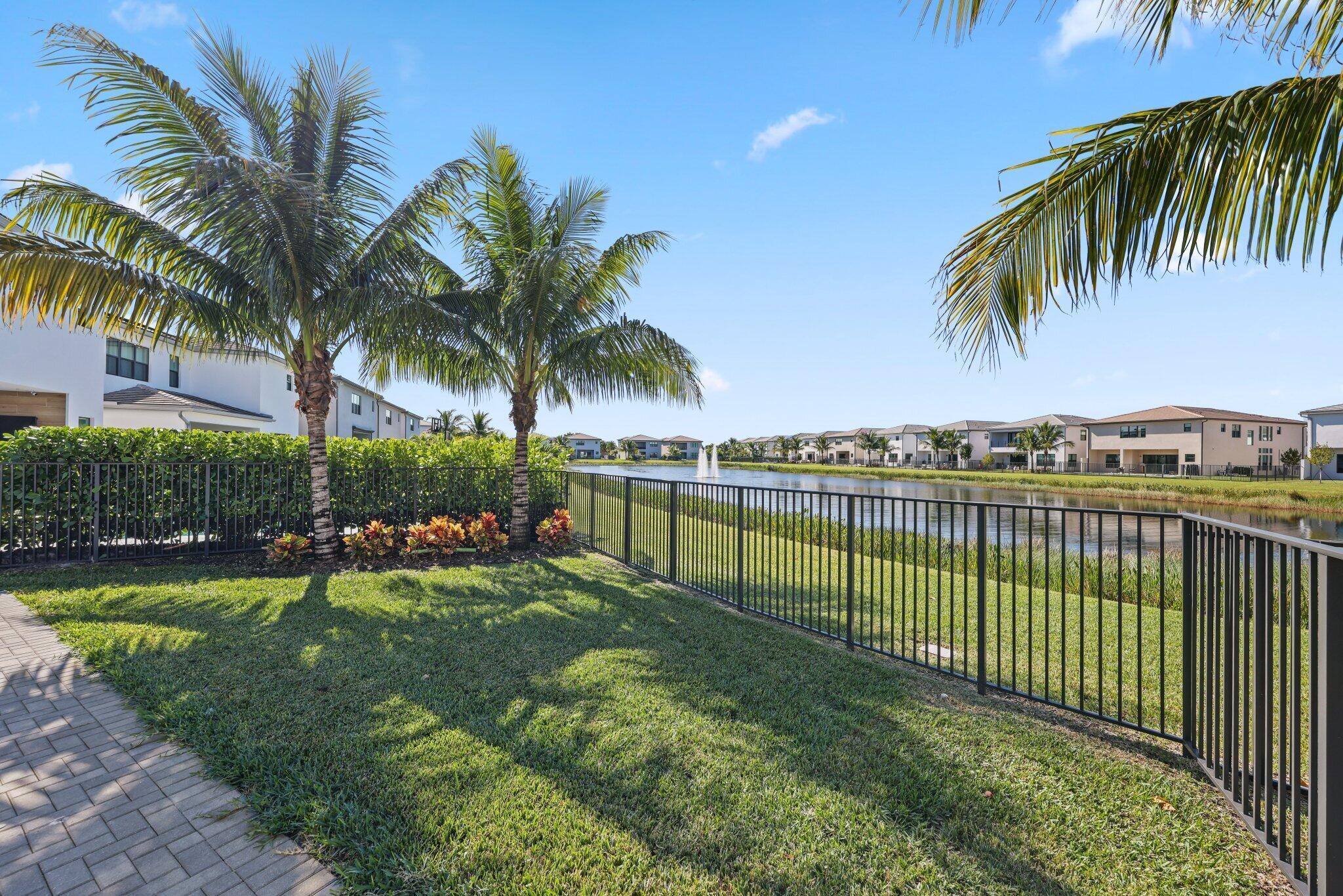 8116 Laurel Falls Boca Raton, FL 33496