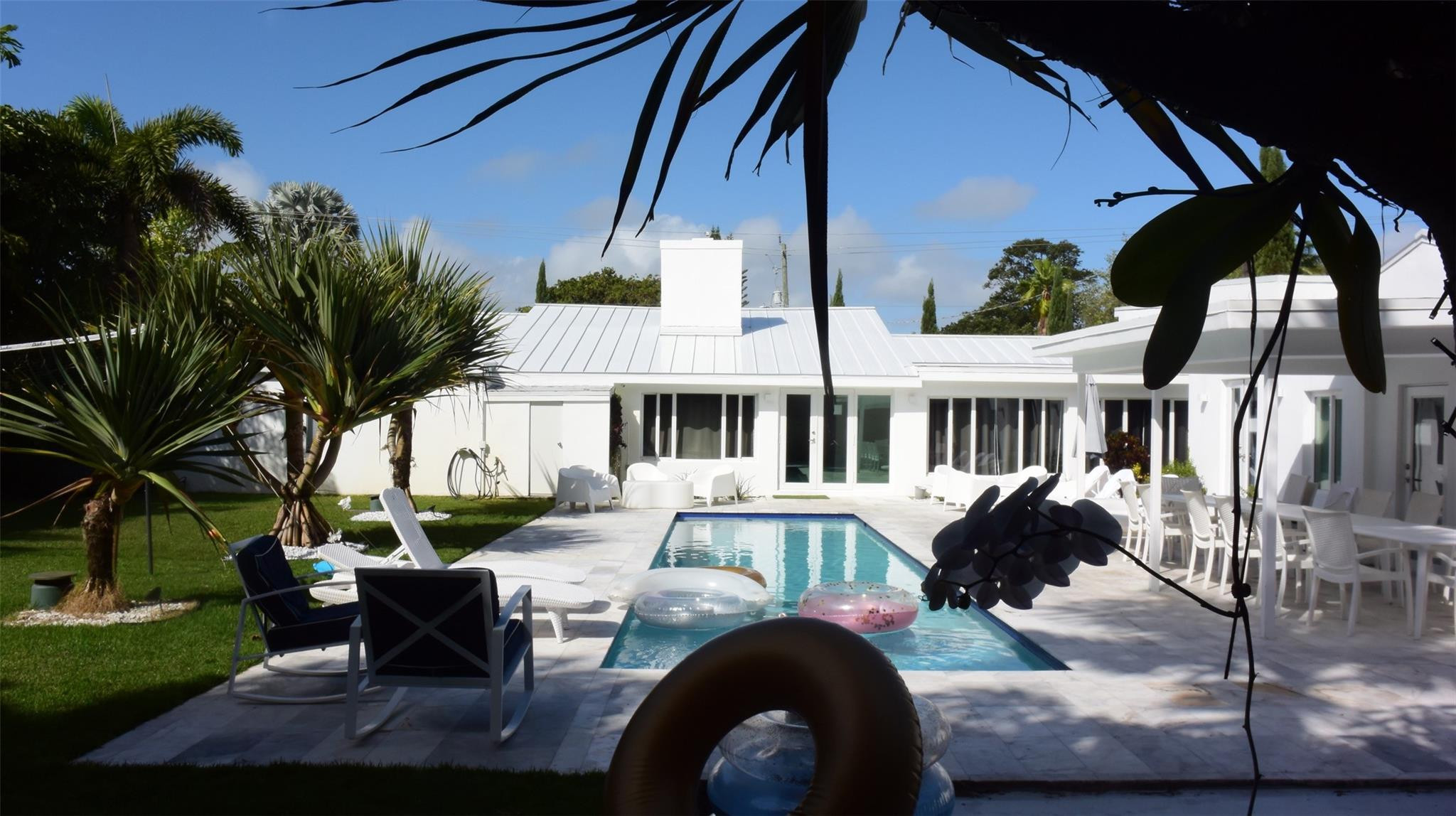 9007 NE 10th