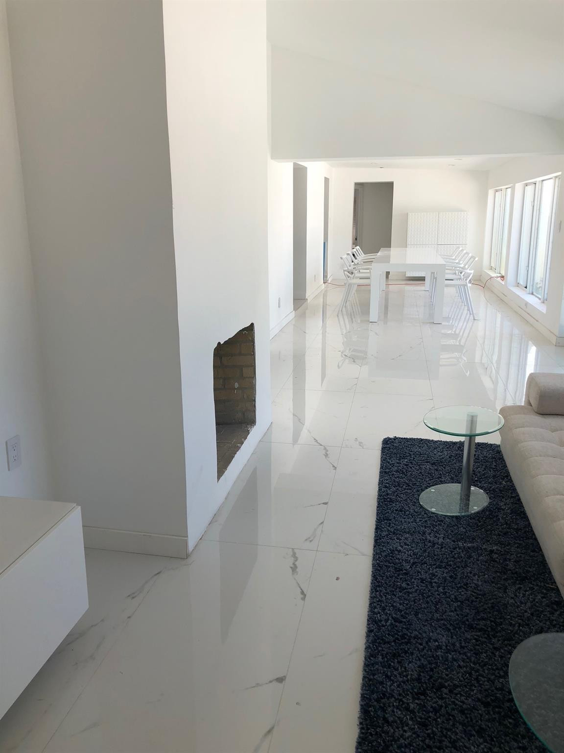 9007 NE 10th Miami, FL 33138