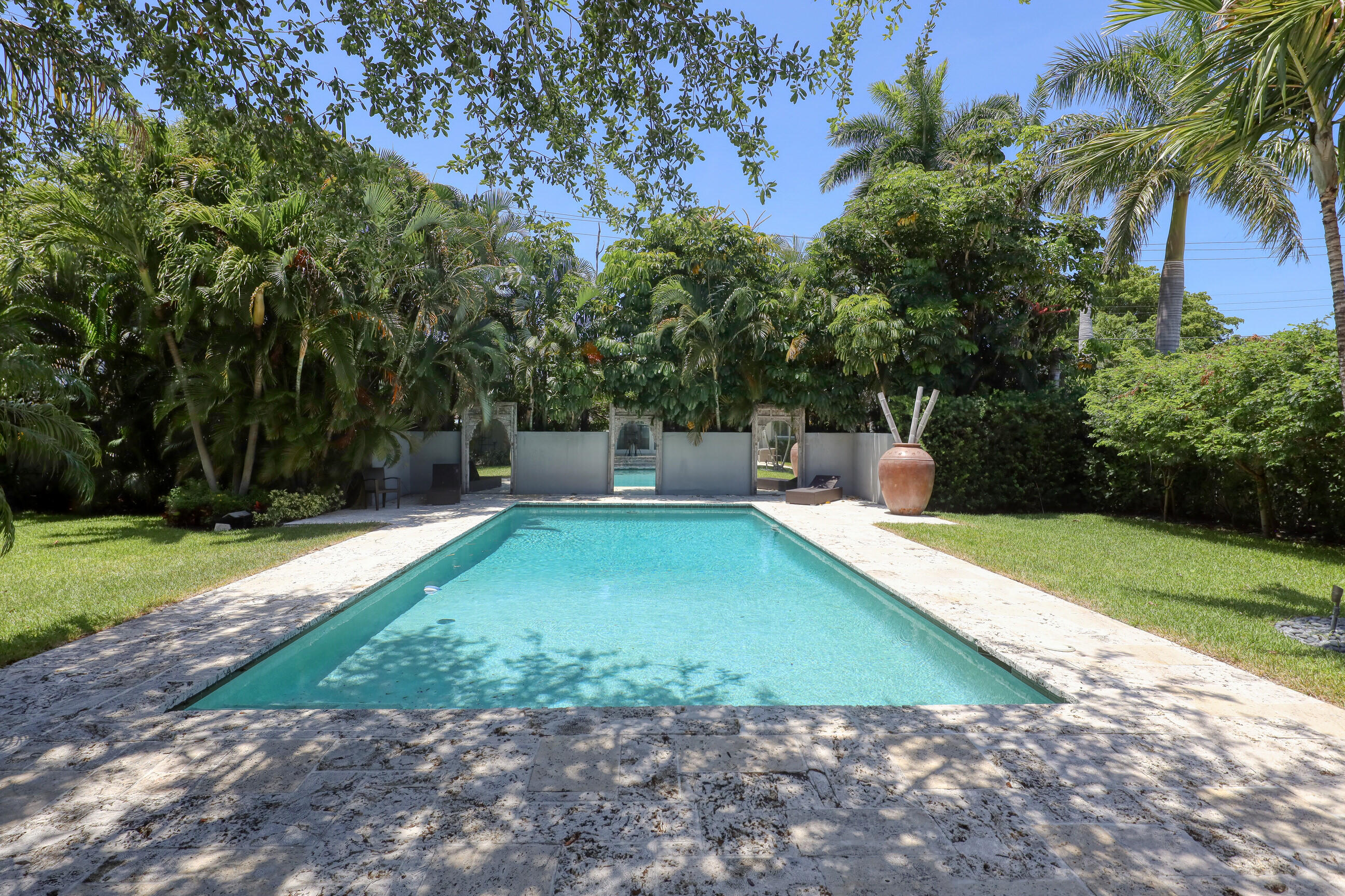 1635 Seabreeze Fort Lauderdale, FL 33316