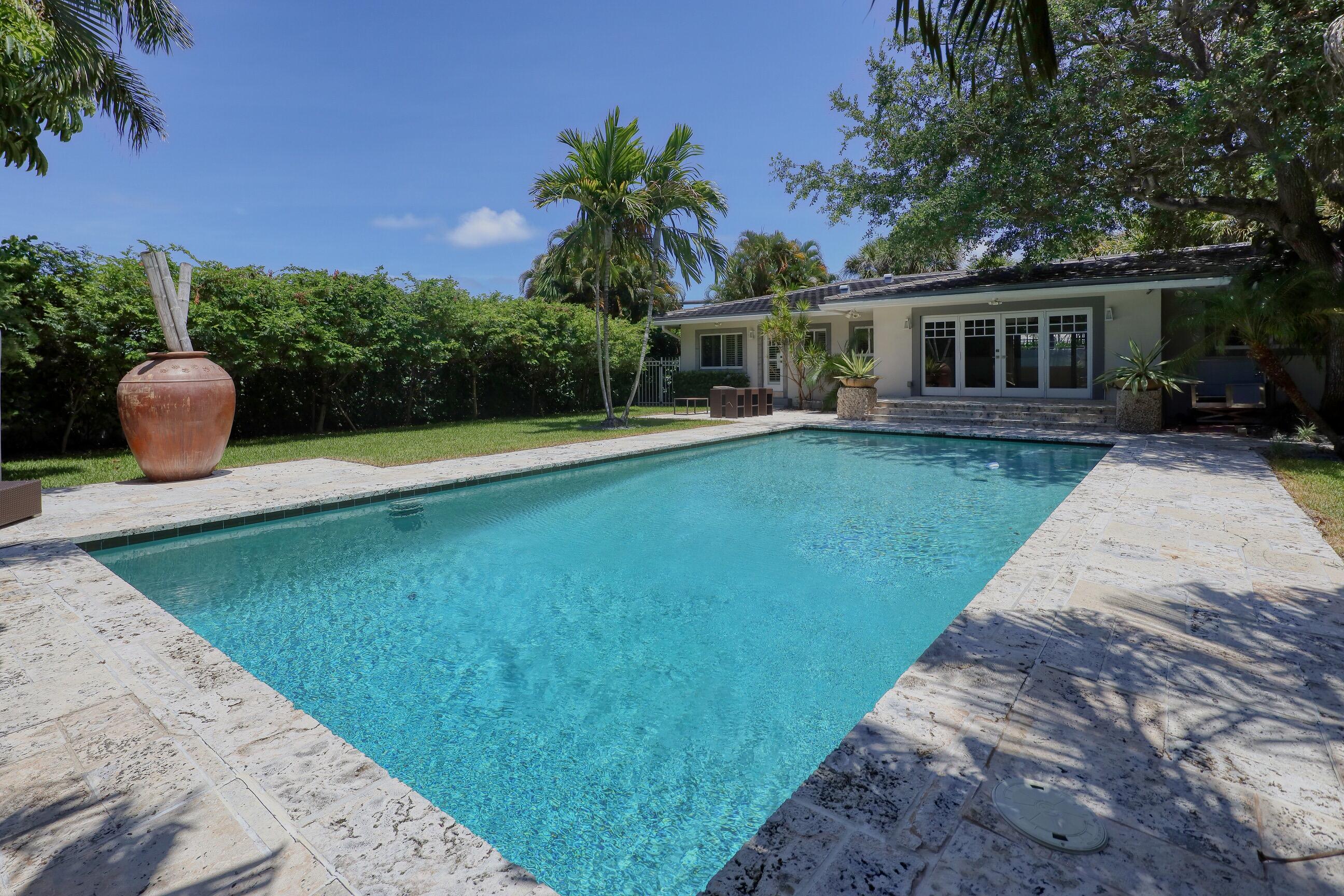 1635 Seabreeze Fort Lauderdale, FL 33316