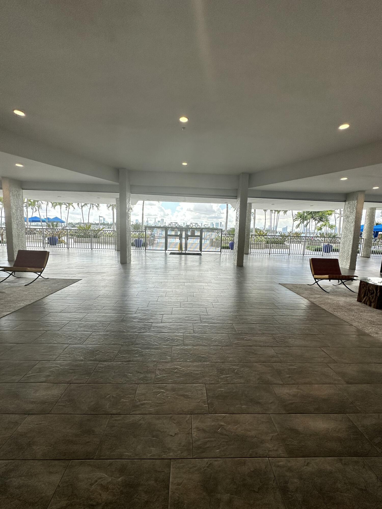 image South Bay Club11