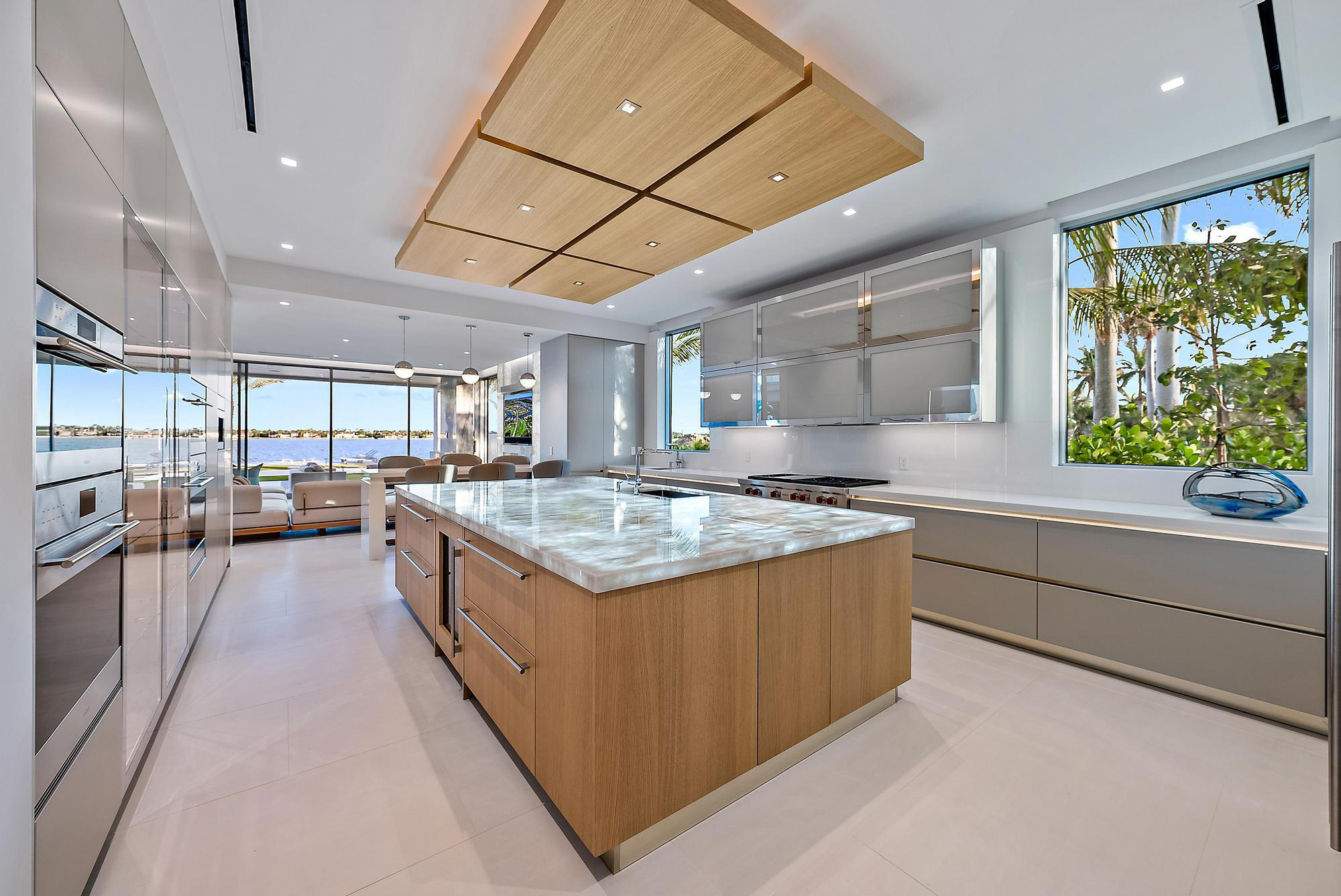3030 Washington West Palm Beach, FL 33405