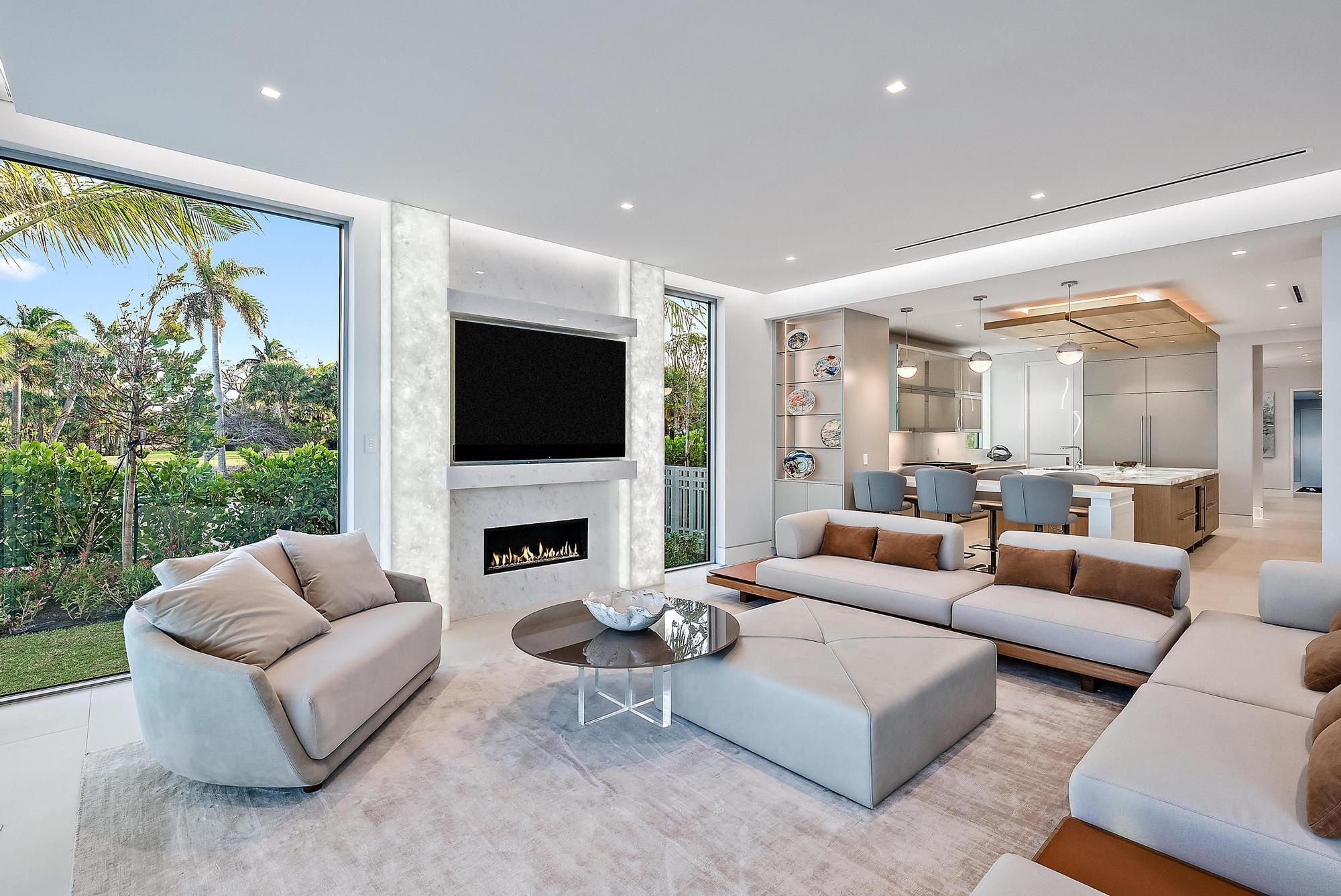 3030 Washington West Palm Beach, FL 33405