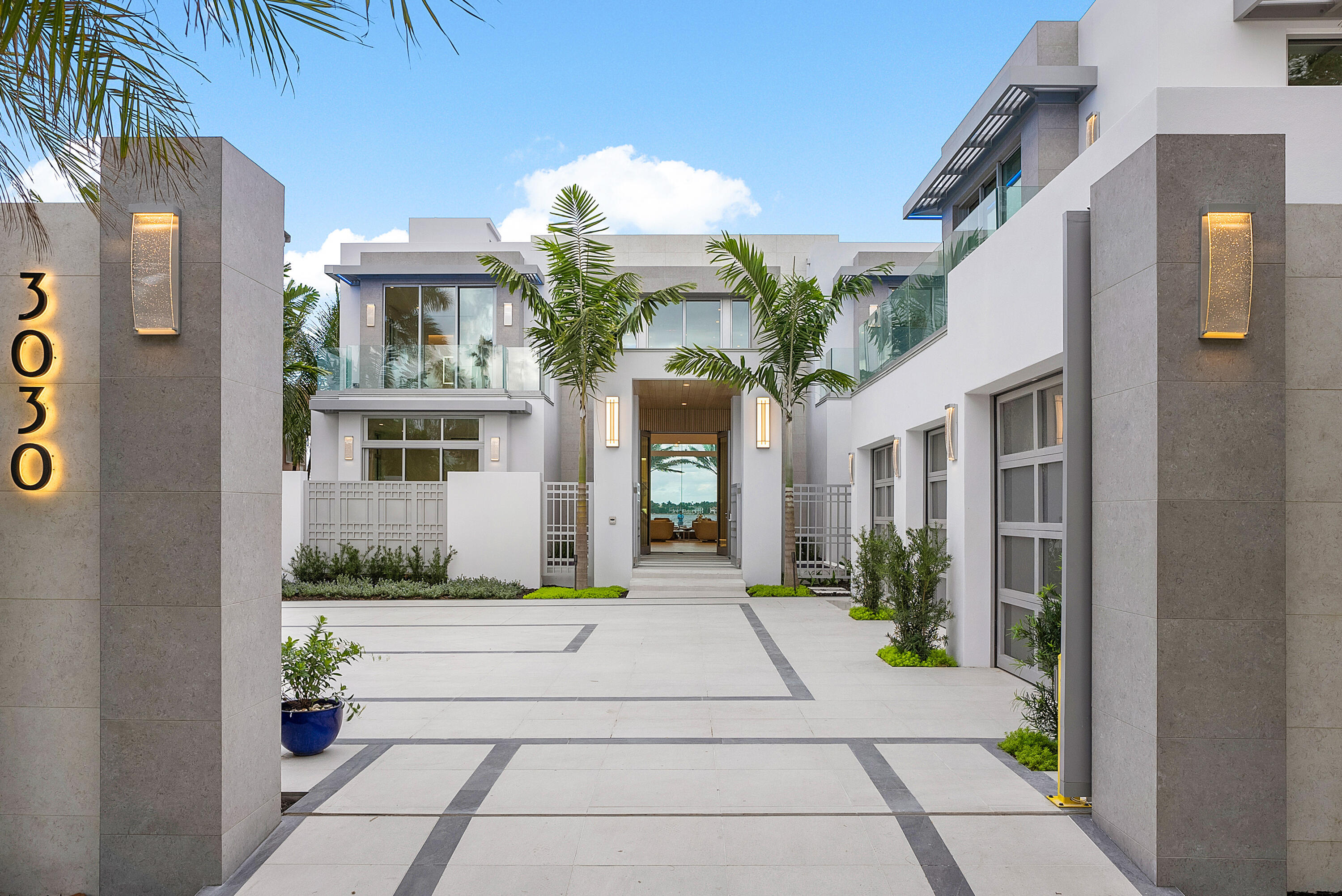 3030 Washington West Palm Beach, FL 33405