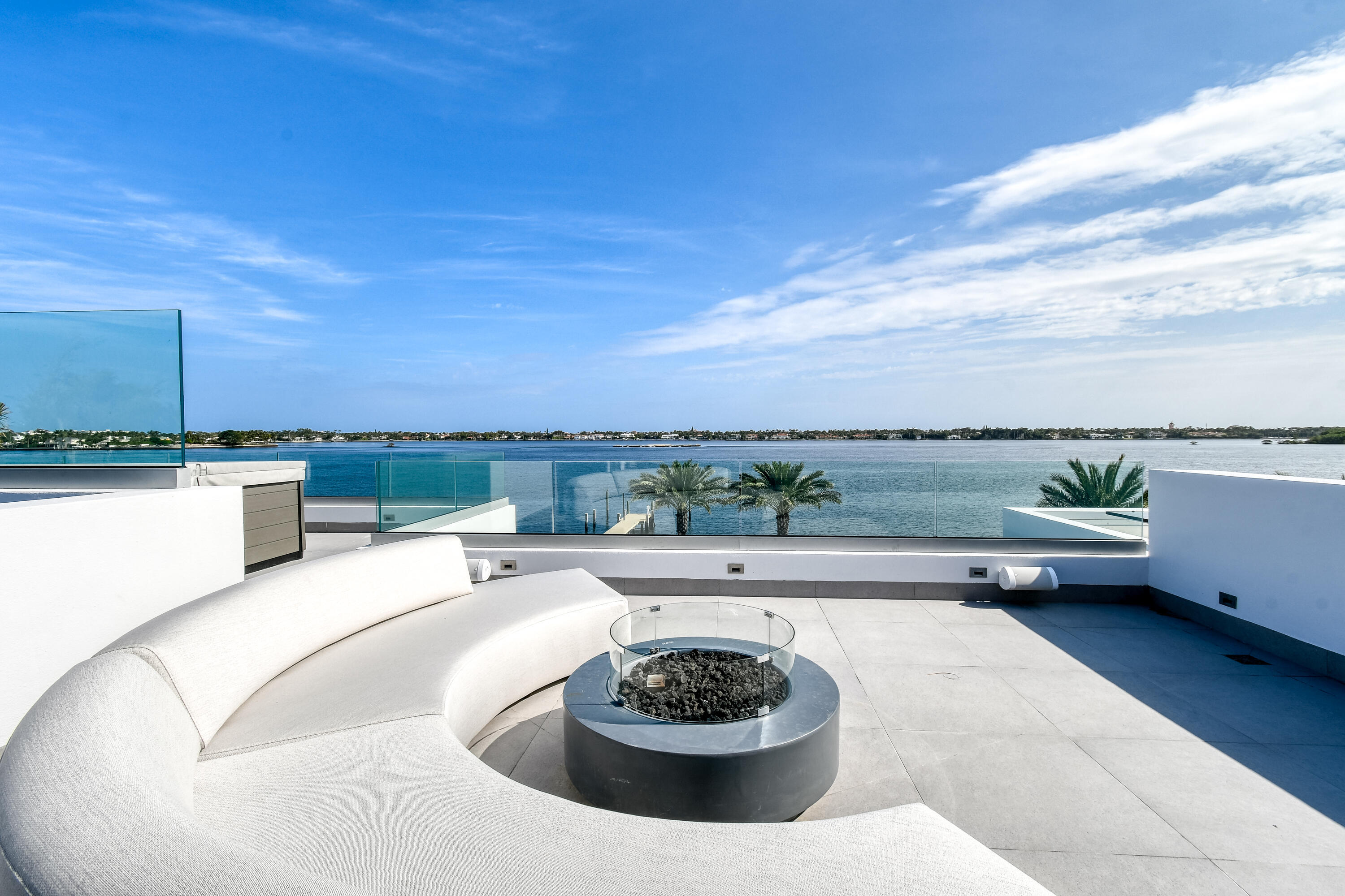 3030 Washington West Palm Beach, FL 33405