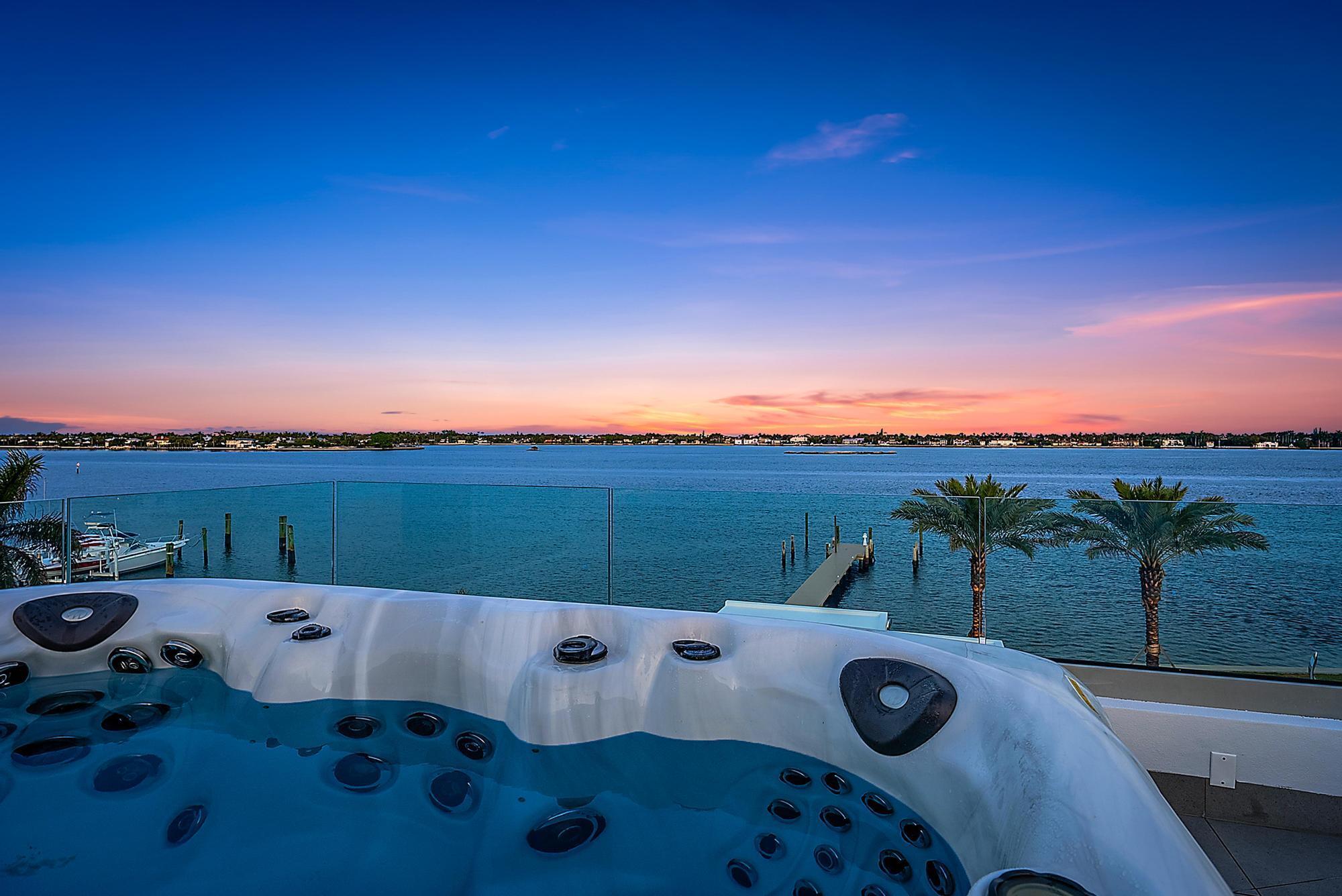 3030 Washington West Palm Beach, FL 33405