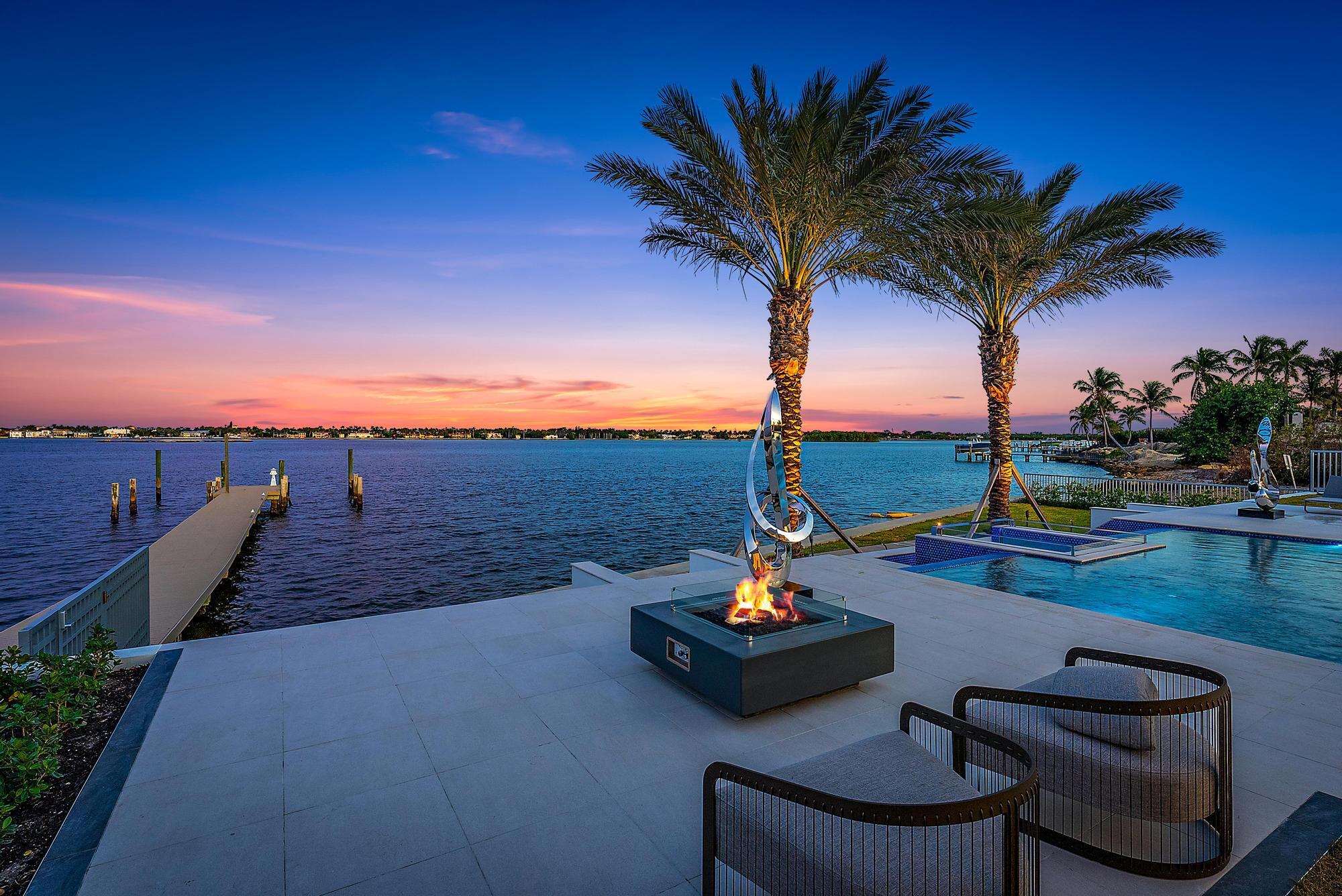 3030 Washington West Palm Beach, FL 33405