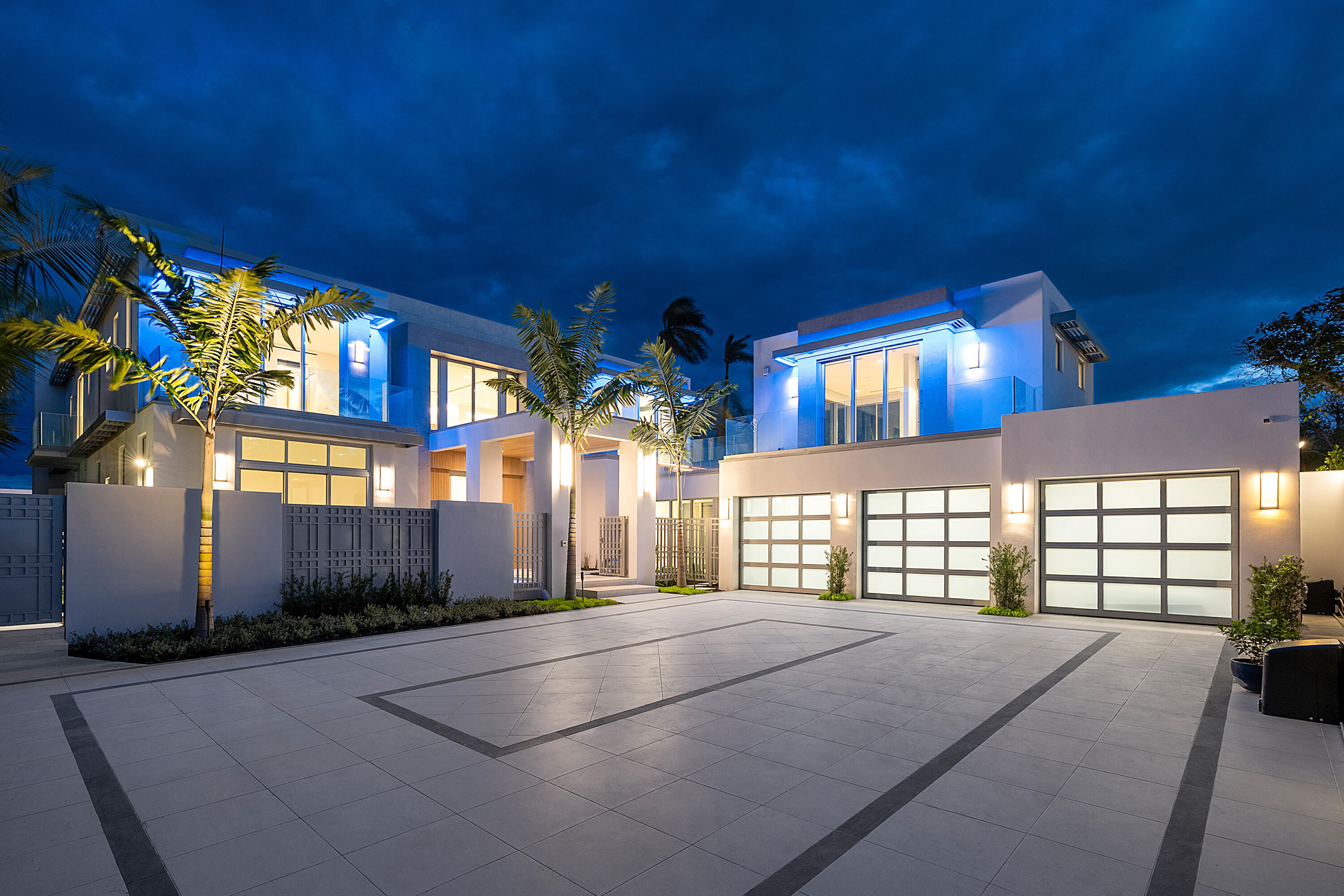 3030 Washington West Palm Beach, FL 33405