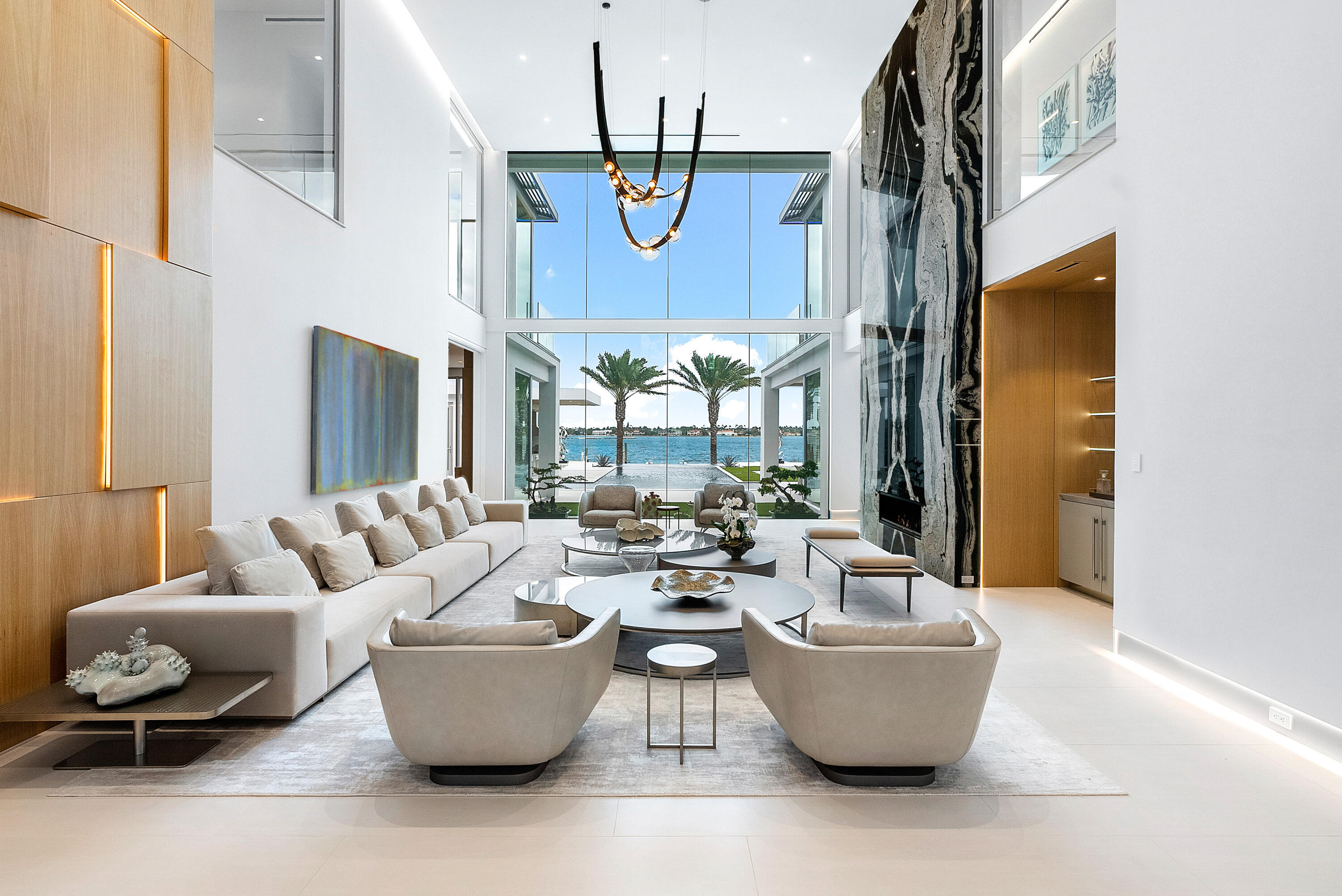 3030 Washington West Palm Beach, FL 33405