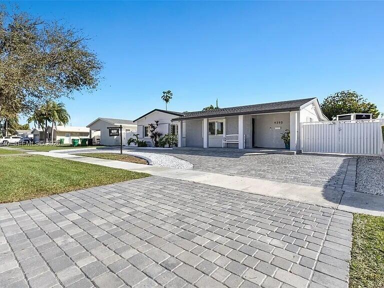 9390 SW 190th