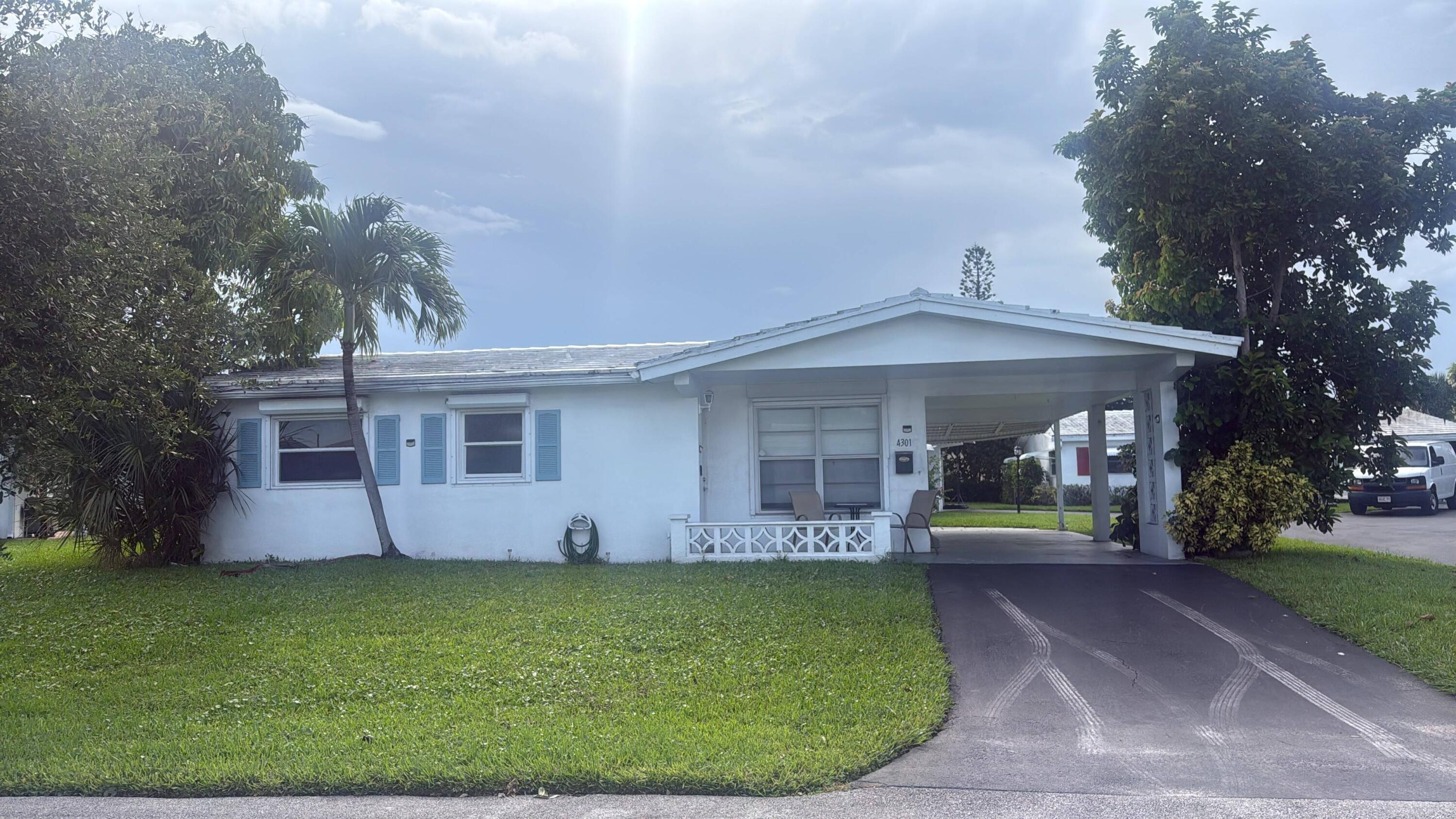 4301 NW 1st