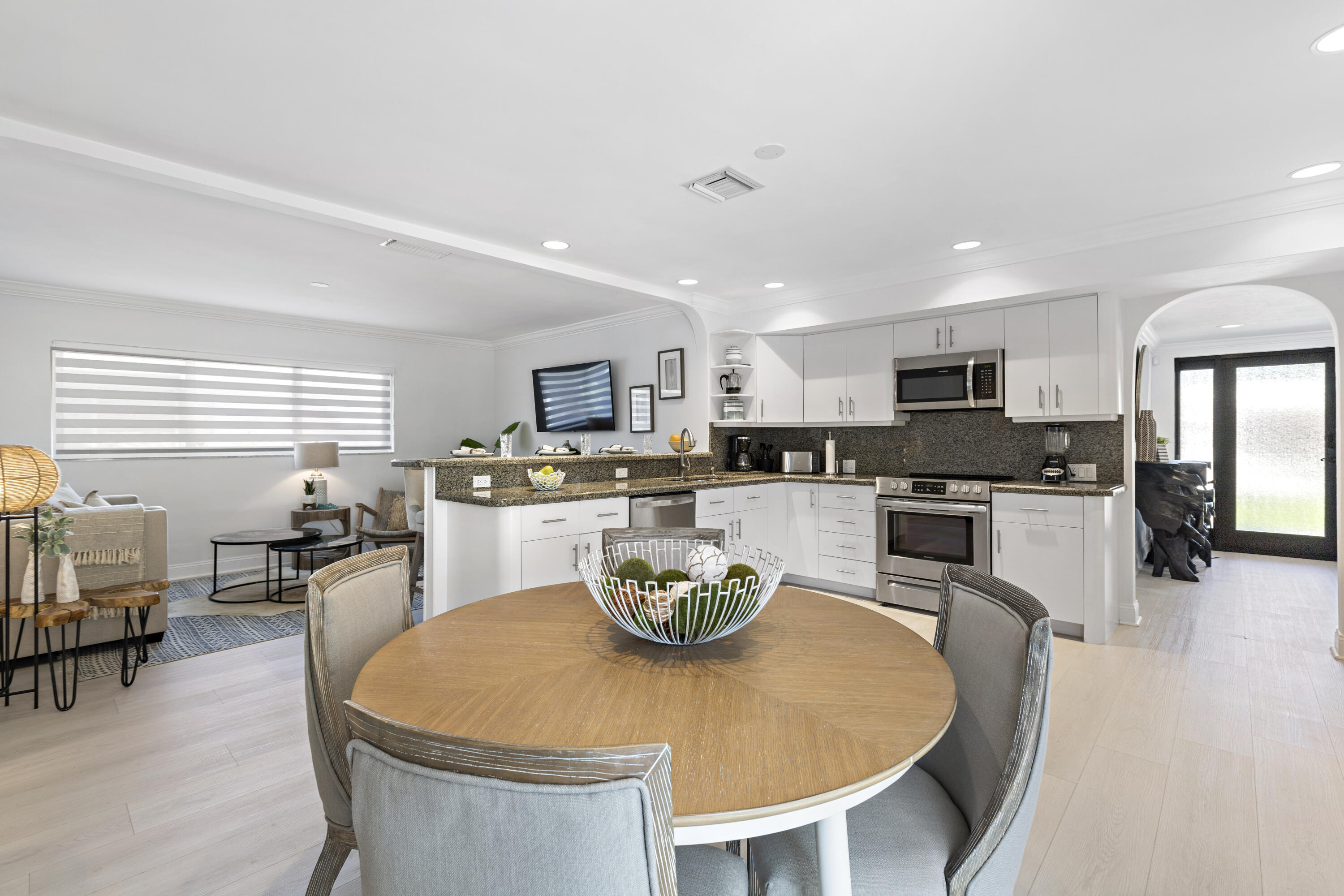 4741 NE 29th Ave Fort Lauderdale, FL 33308