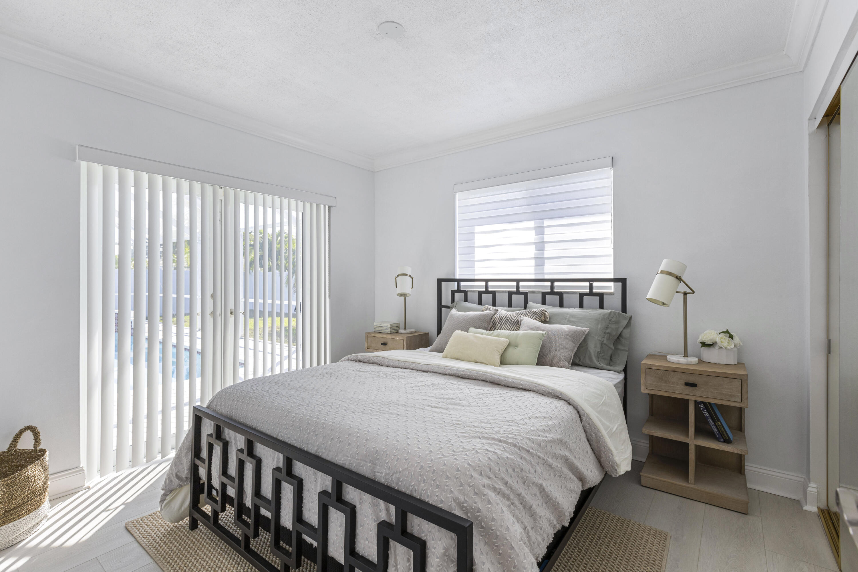 4741 NE 29th Ave Fort Lauderdale, FL 33308