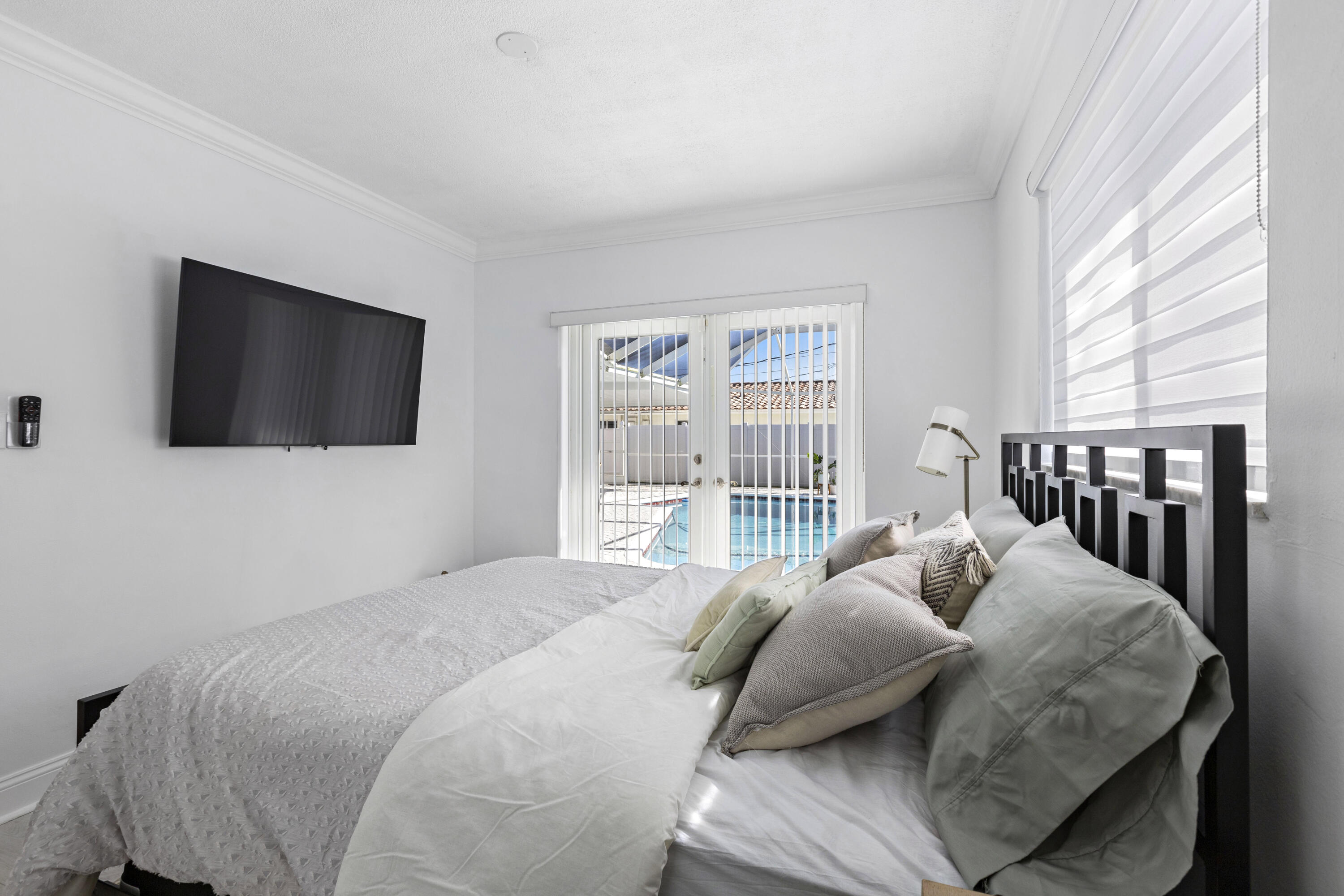 4741 NE 29th Ave Fort Lauderdale, FL 33308