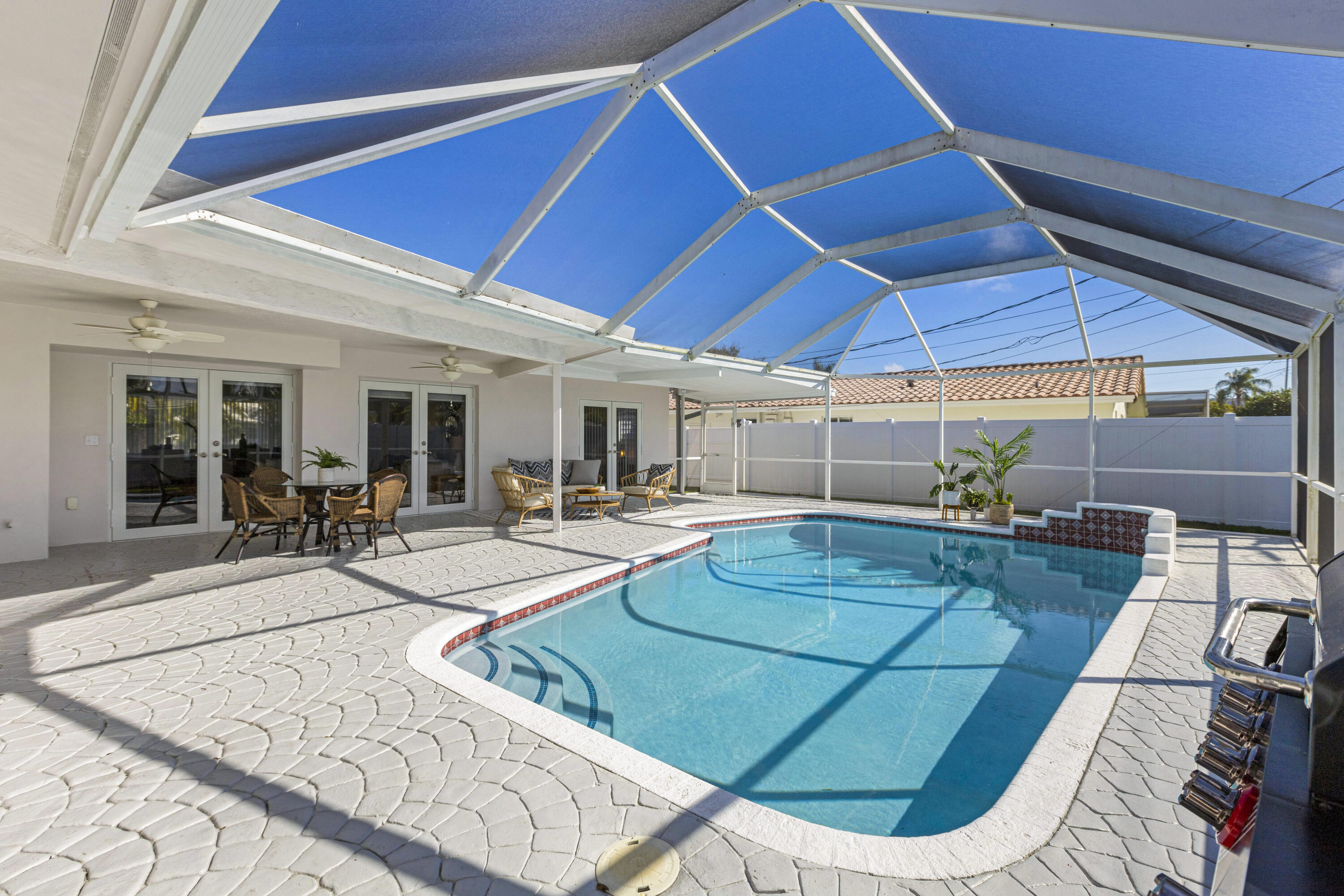 4741 NE 29th Ave Fort Lauderdale, FL 33308