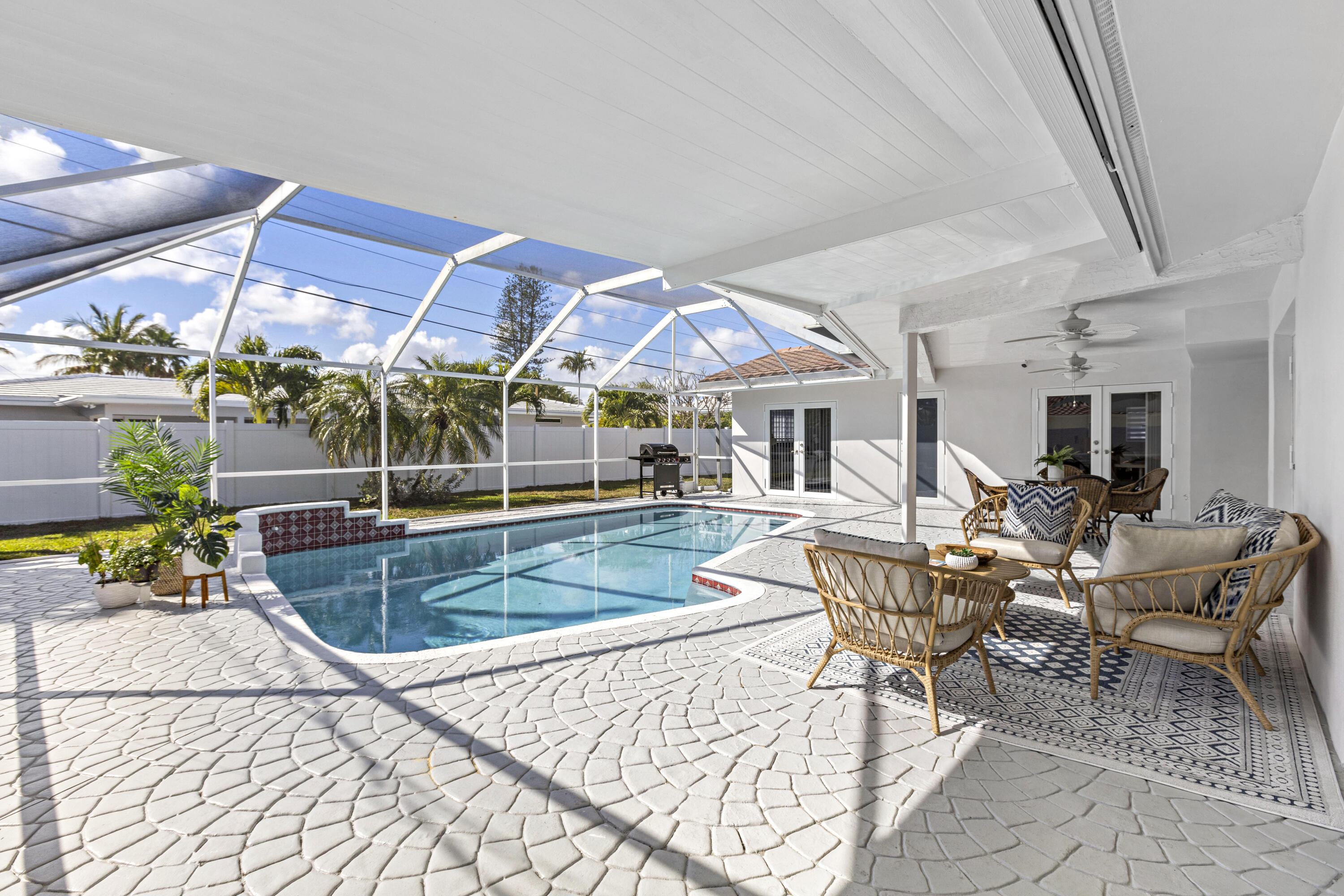 4741 NE 29th Ave Fort Lauderdale, FL 33308