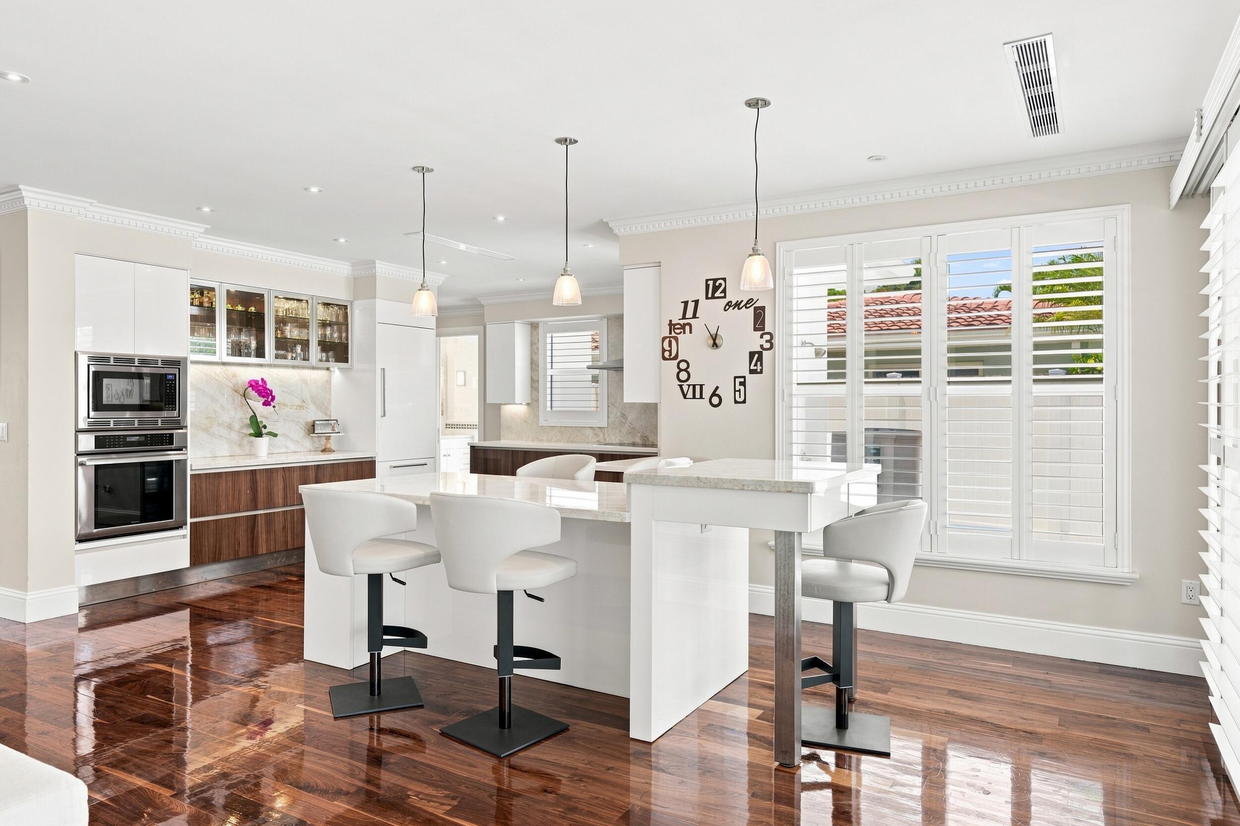 2009 NE 21st Fort Lauderdale, FL 33305