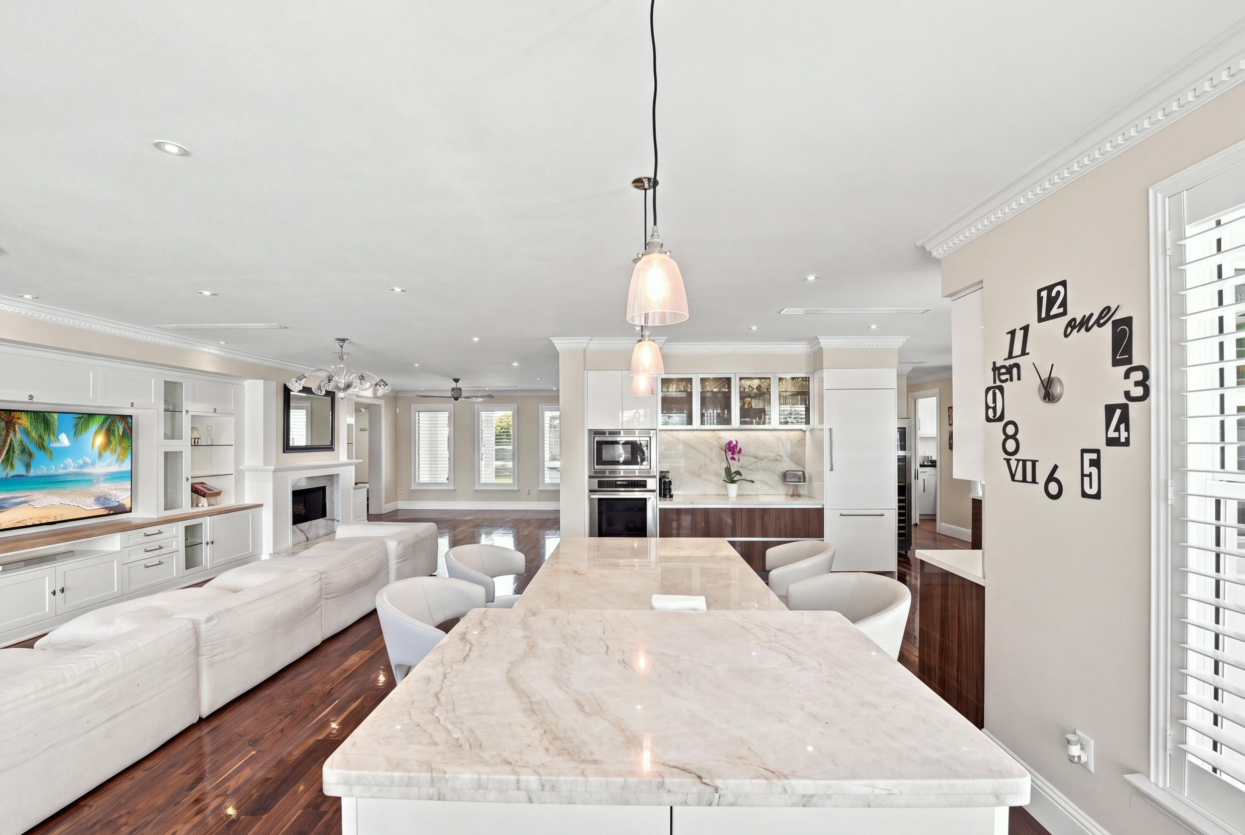 2009 NE 21st Fort Lauderdale, FL 33305