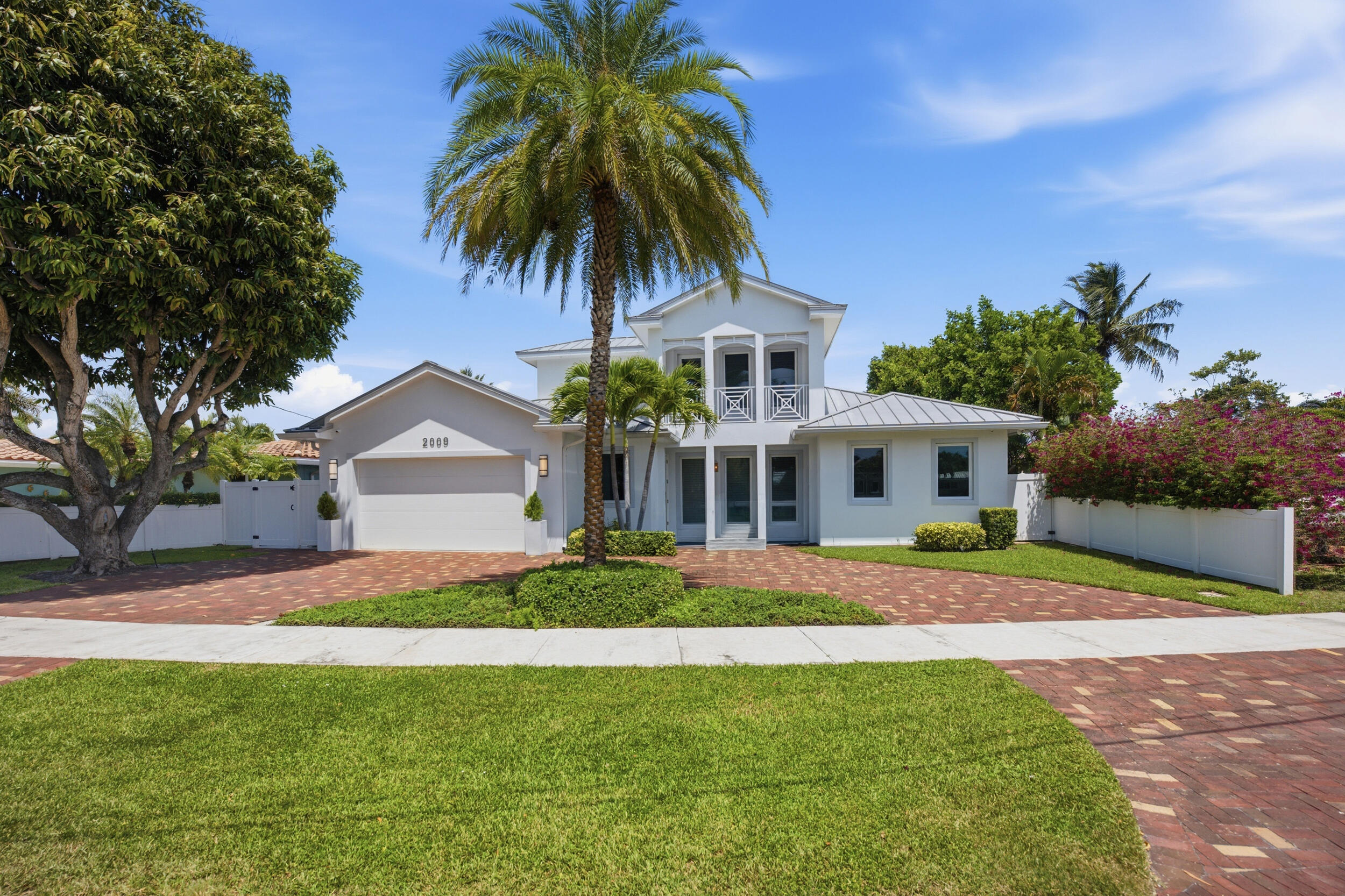 2009 NE 21st Fort Lauderdale, FL 33305