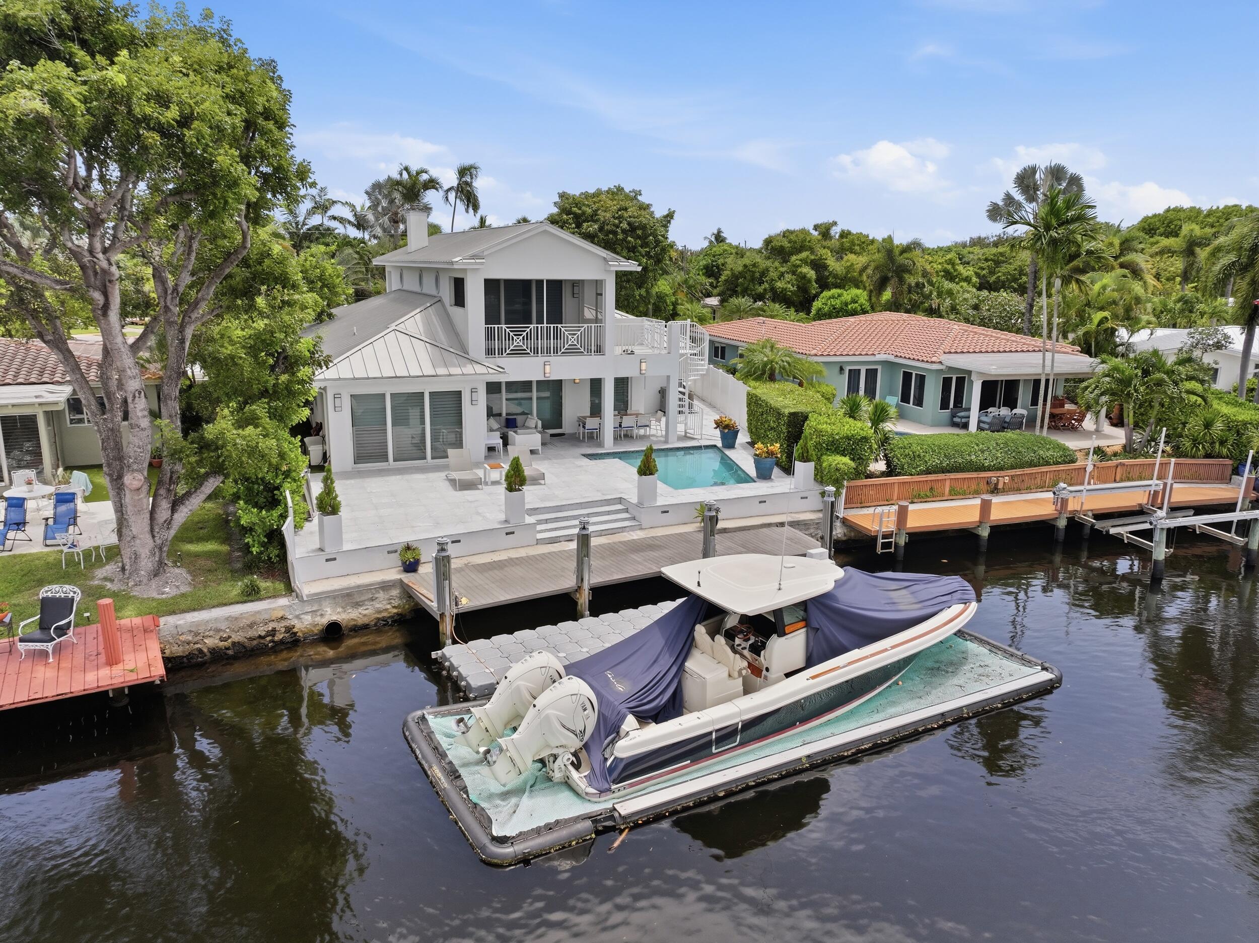 2009 NE 21st Fort Lauderdale, FL 33305
