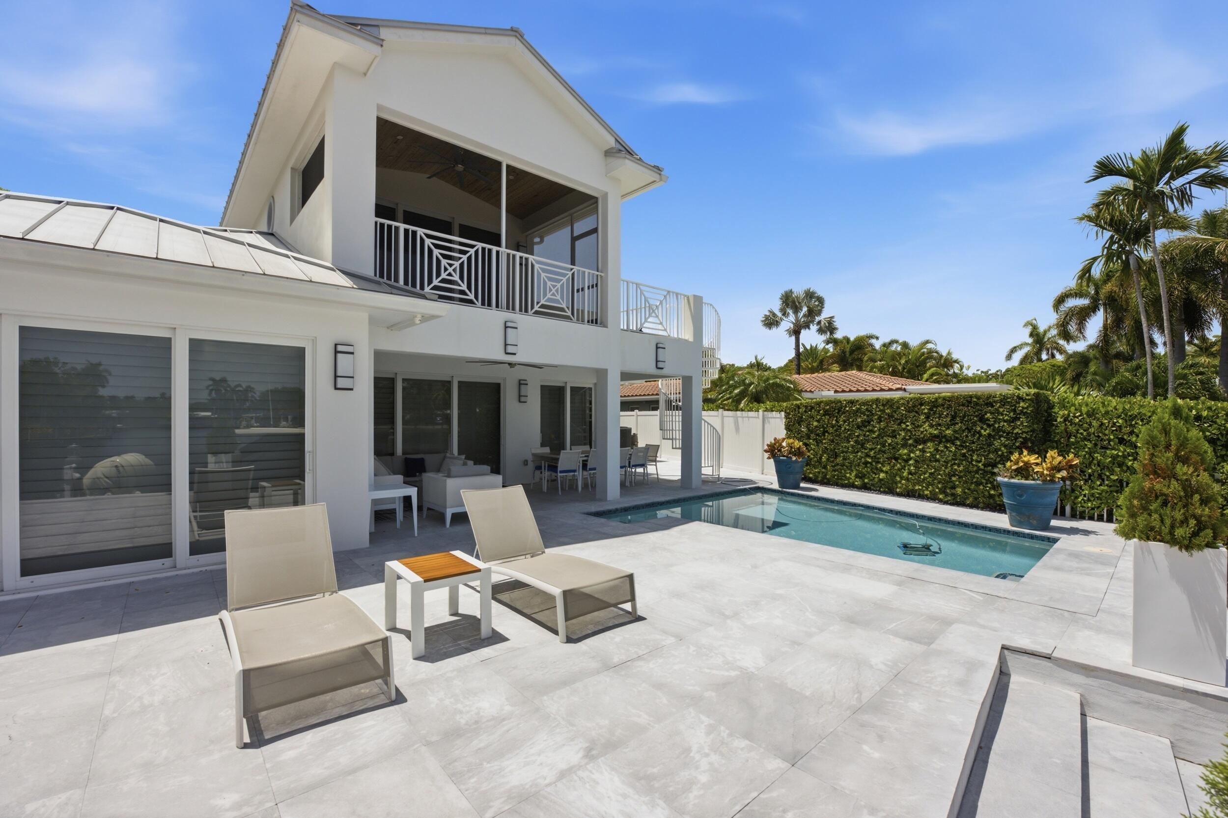 2009 NE 21st Fort Lauderdale, FL 33305
