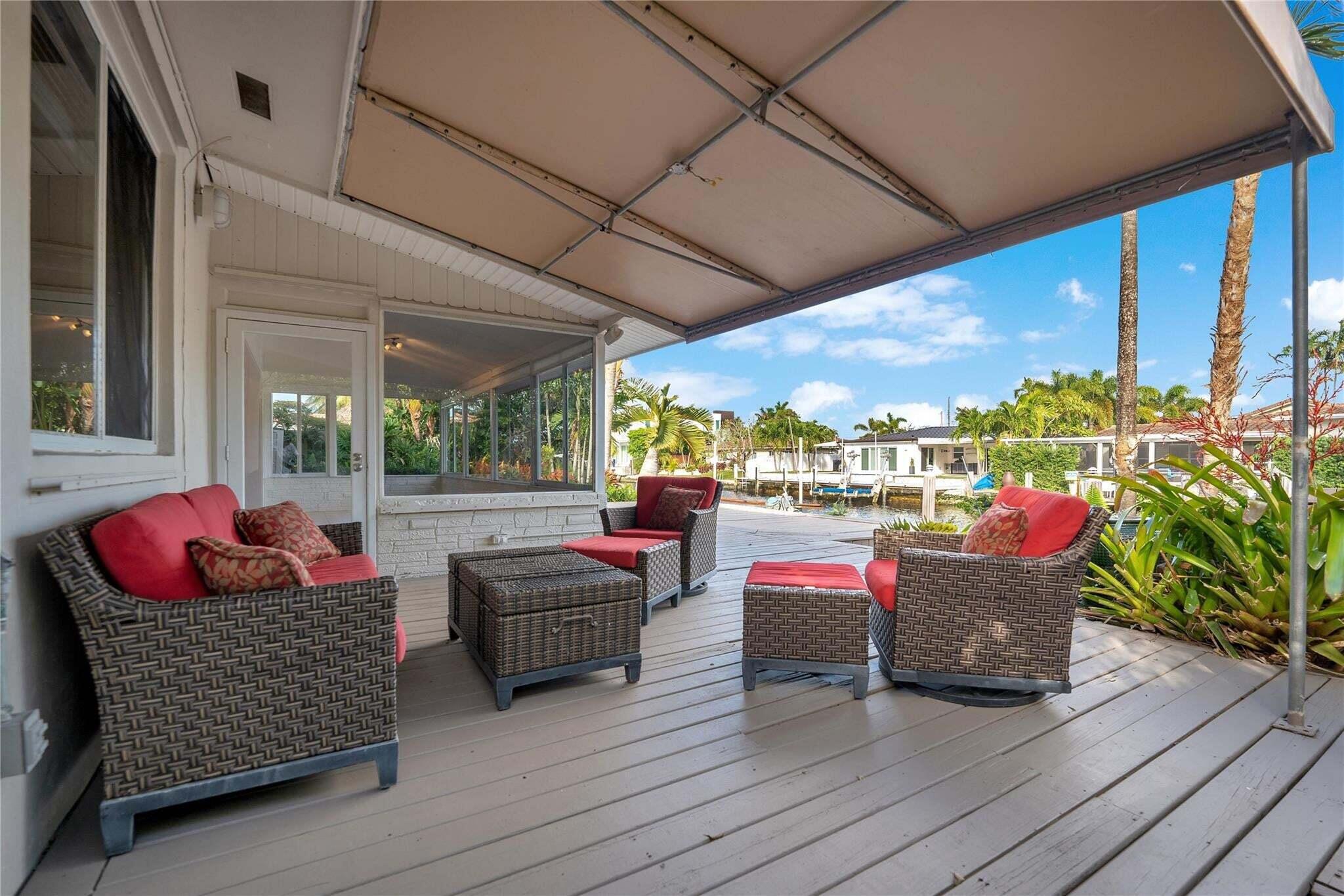 2142 NE 17th Ave Wilton Manors, FL 33305