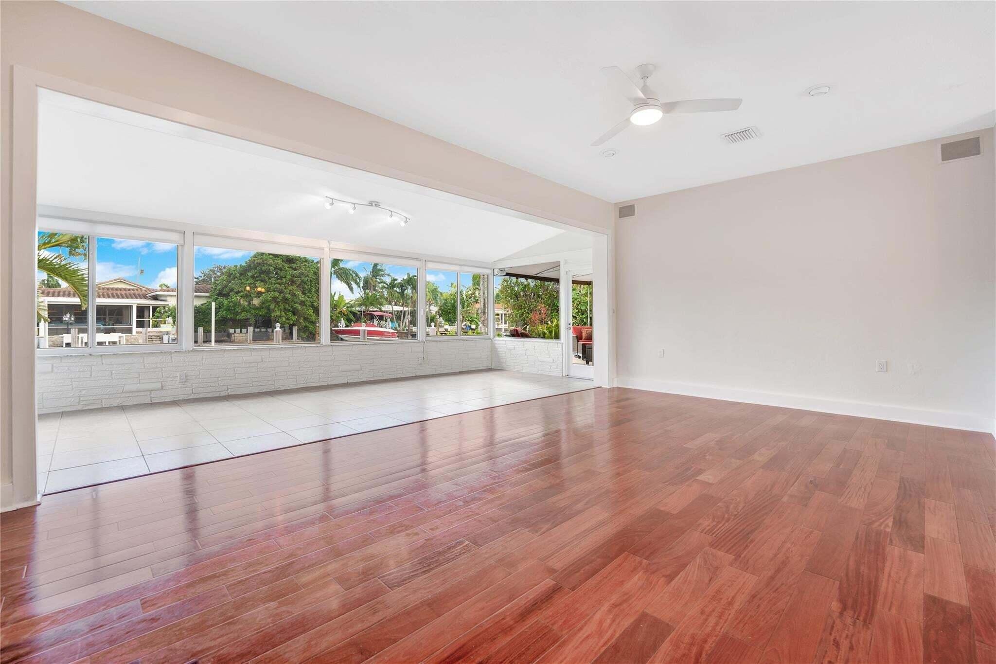 2142 NE 17th Ave Wilton Manors, FL 33305