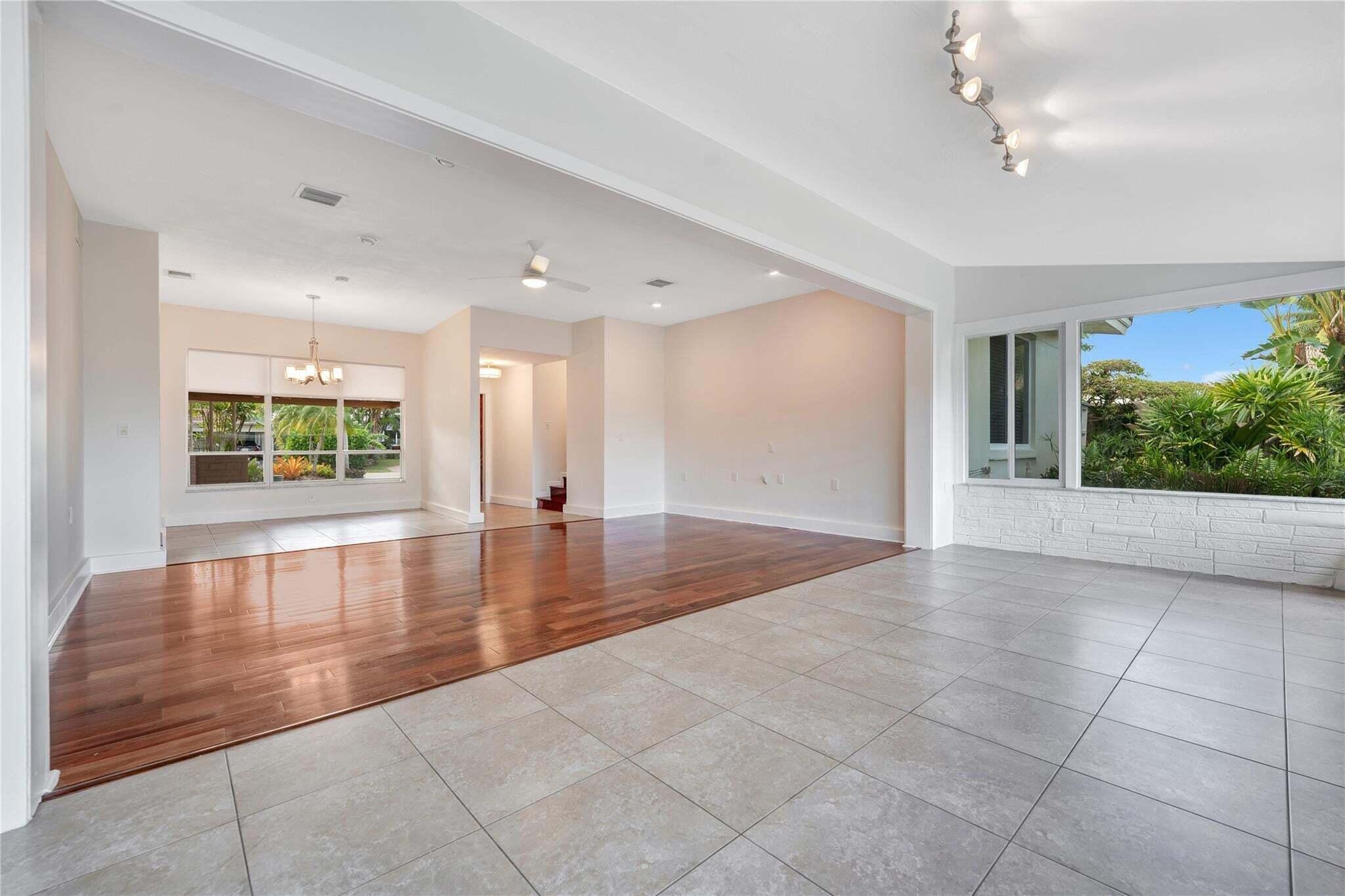2142 NE 17th Ave Wilton Manors, FL 33305